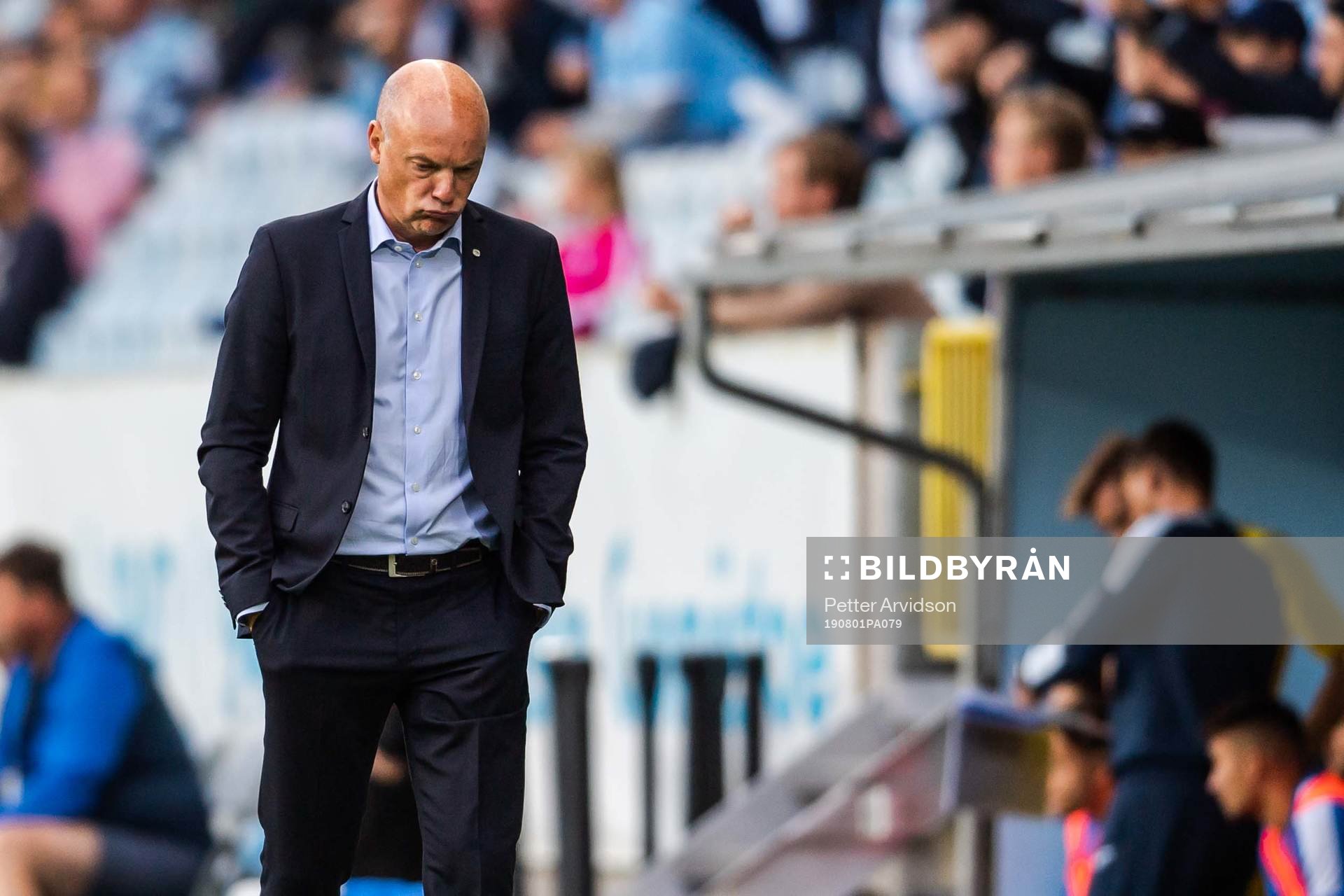 Uwe Rösler, head coach of Malmö FF looks dejected