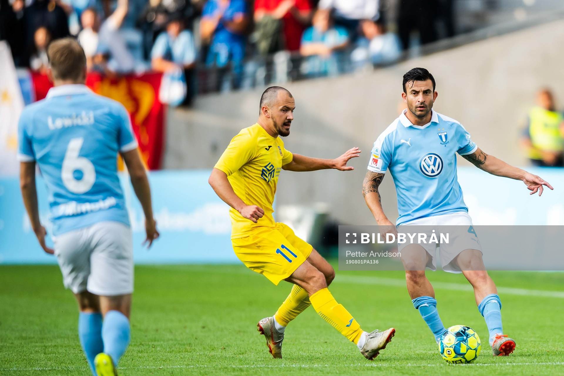 Tonic Mujan of Domzale and Behrang Safari of Malmö FF