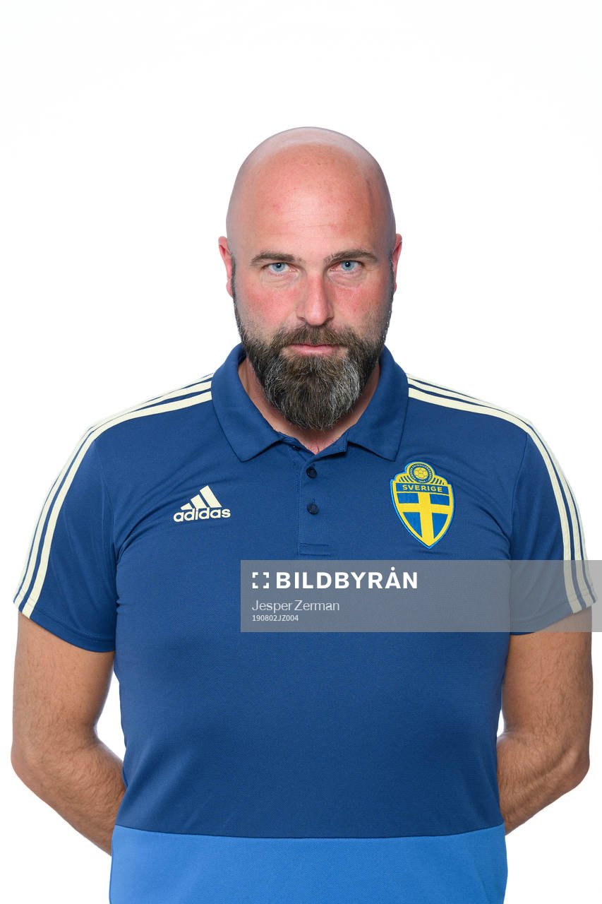 Förbundskapten Peter Wennberg i P15-landslaget