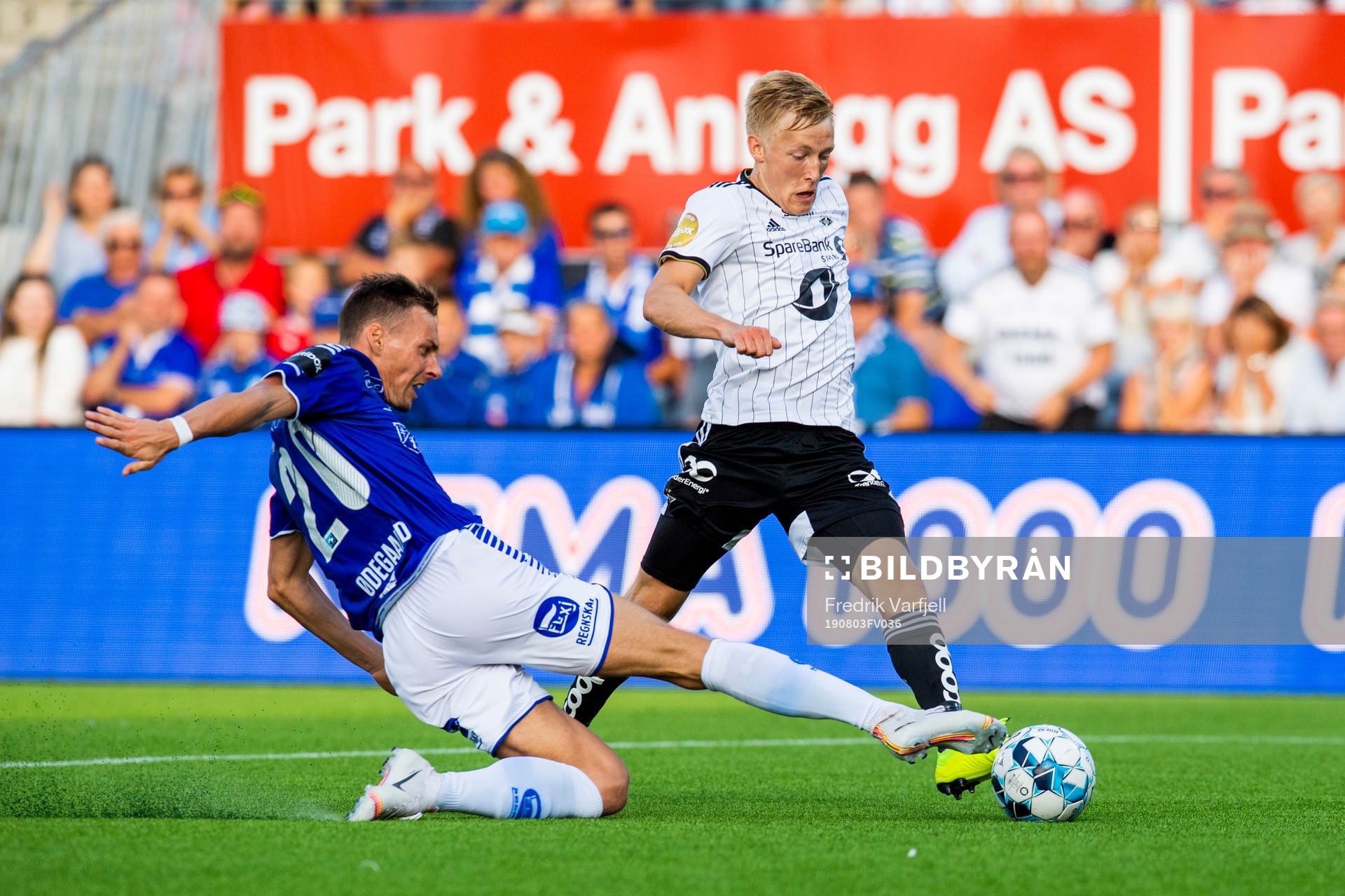 Magnar Ødegaard of Sarpsborg 08 and Birger Meling of Rosenborg during the Eliteserien match between Sarpsborg 08 and Rosenborg on August 3, 2019 in Oslo.