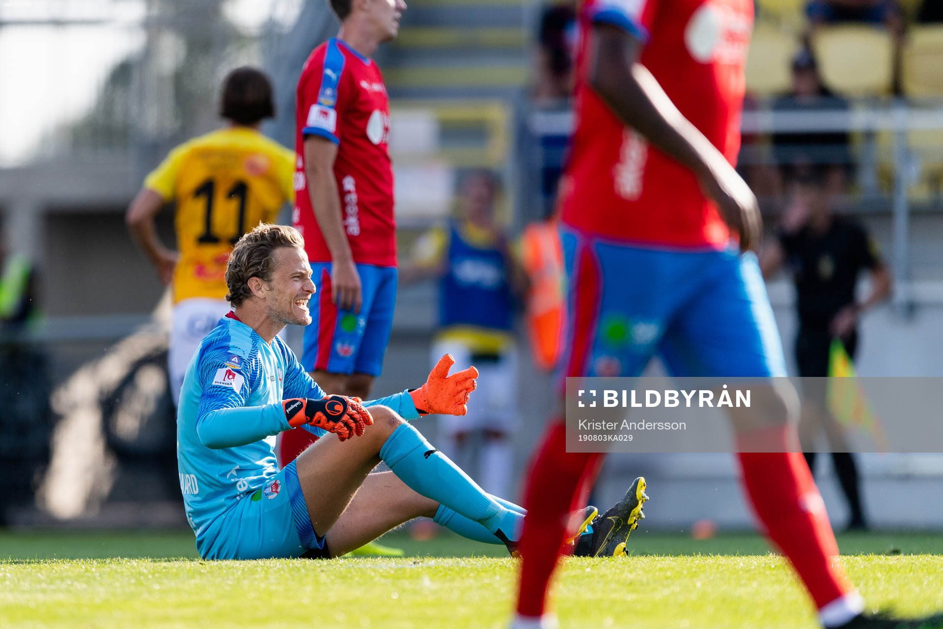 Helsingborgs målvakt Anders Lindegaard deppar