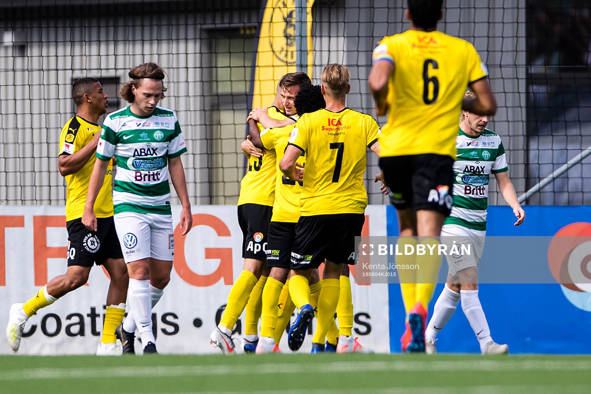 Frejs Leo Bengtsson jublar