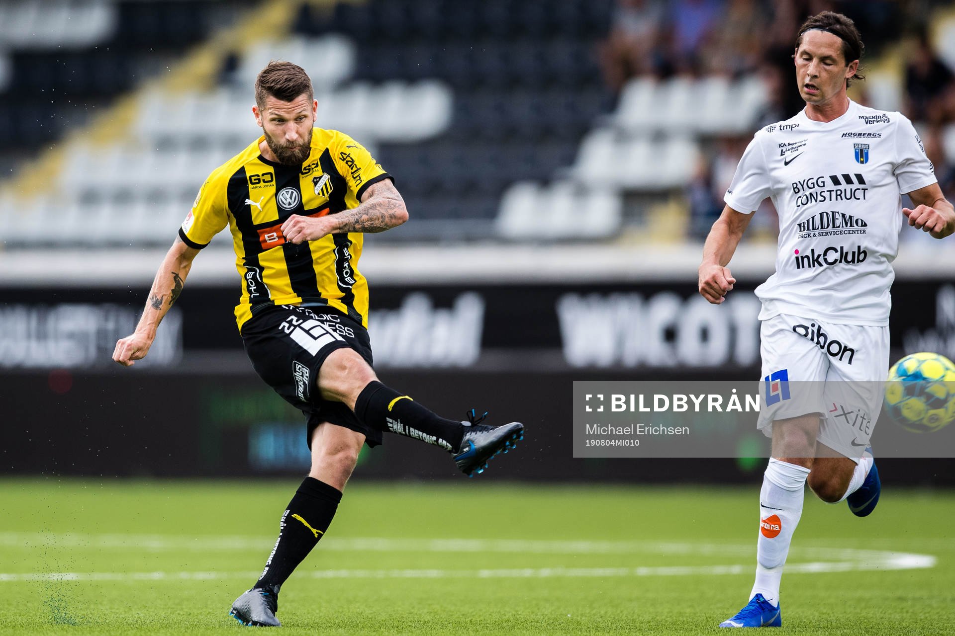 Häckens Joona Toivio skjuter in 1-0