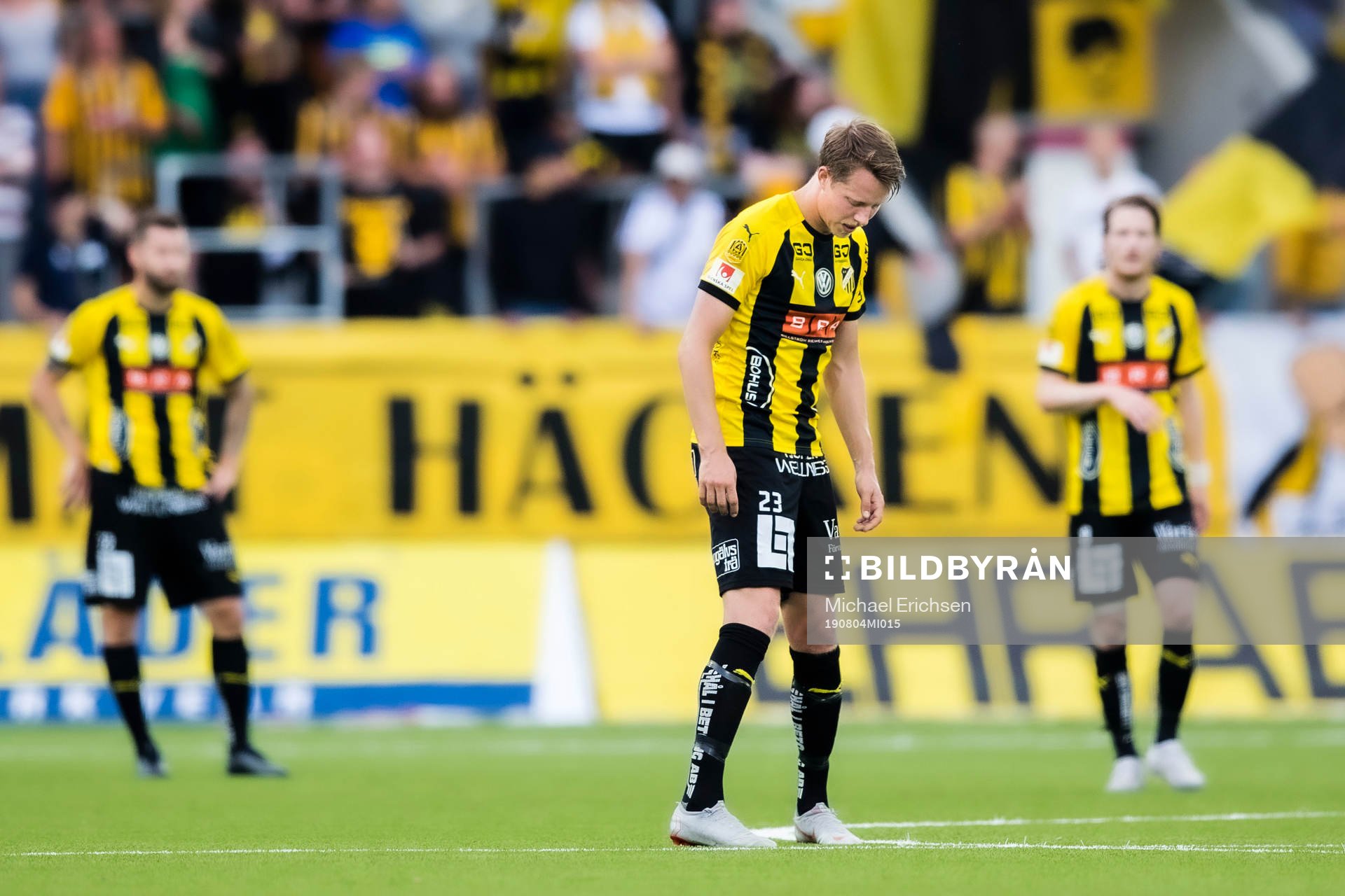 Häckens Viktor Lundberg deppar