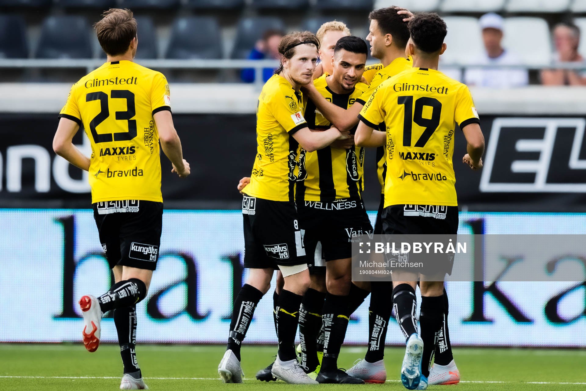 Häckens Alexander Jeremejeff jublar med lagkamrater efter 3-1 under fotbollsmatchen i allsvenskan mellan Häcken och Sirius den 4 augusti 2019 i Göteborg.