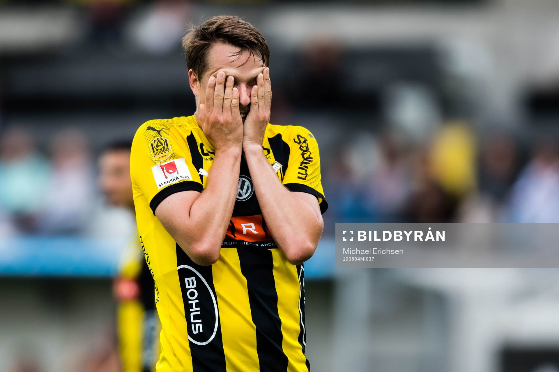 Häckens Viktor Lundberg deppar