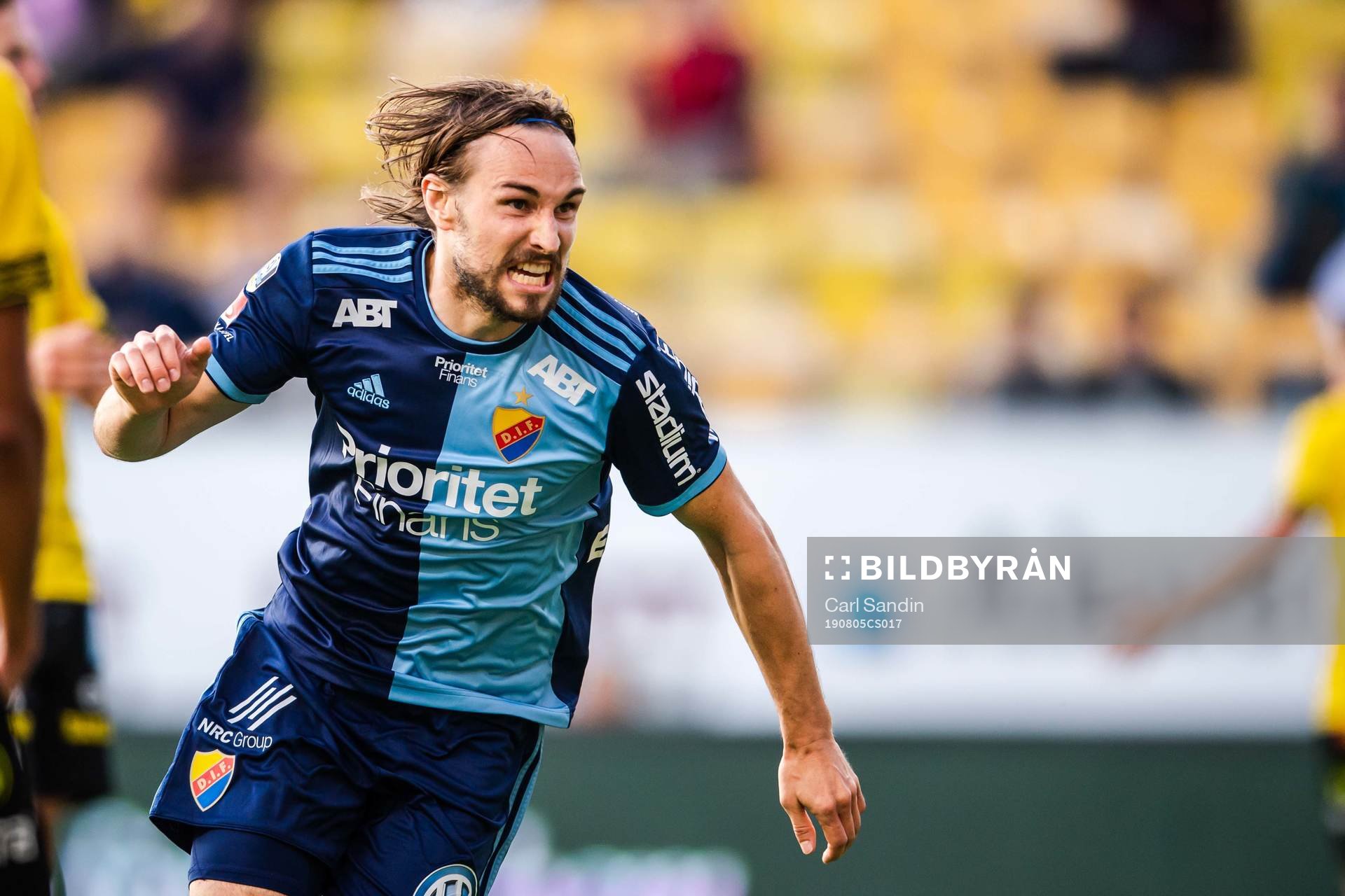 Djurgårdens Kevin Walker jublar efter 0-1 under fotbollsmatchen i Allsvenskan mellan Elfsborg och Djurgården den 5 augusti 2019 i Borås.