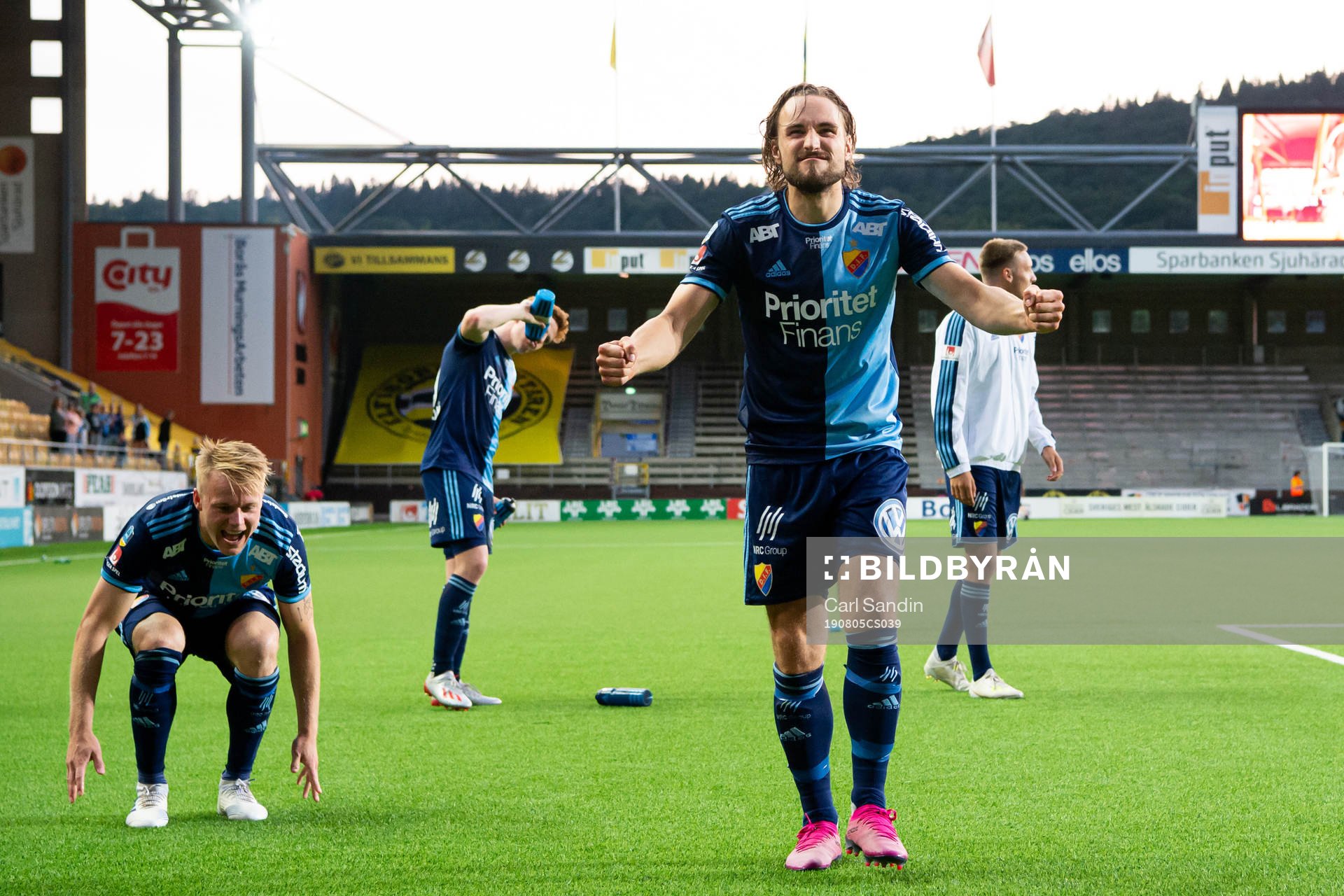 Djurgårdens Kevin Walker jublar efter fotbollsmatchen i Allsvenskan mellan Elfsborg och Djurgården den 5 augusti 2019 i Borås.