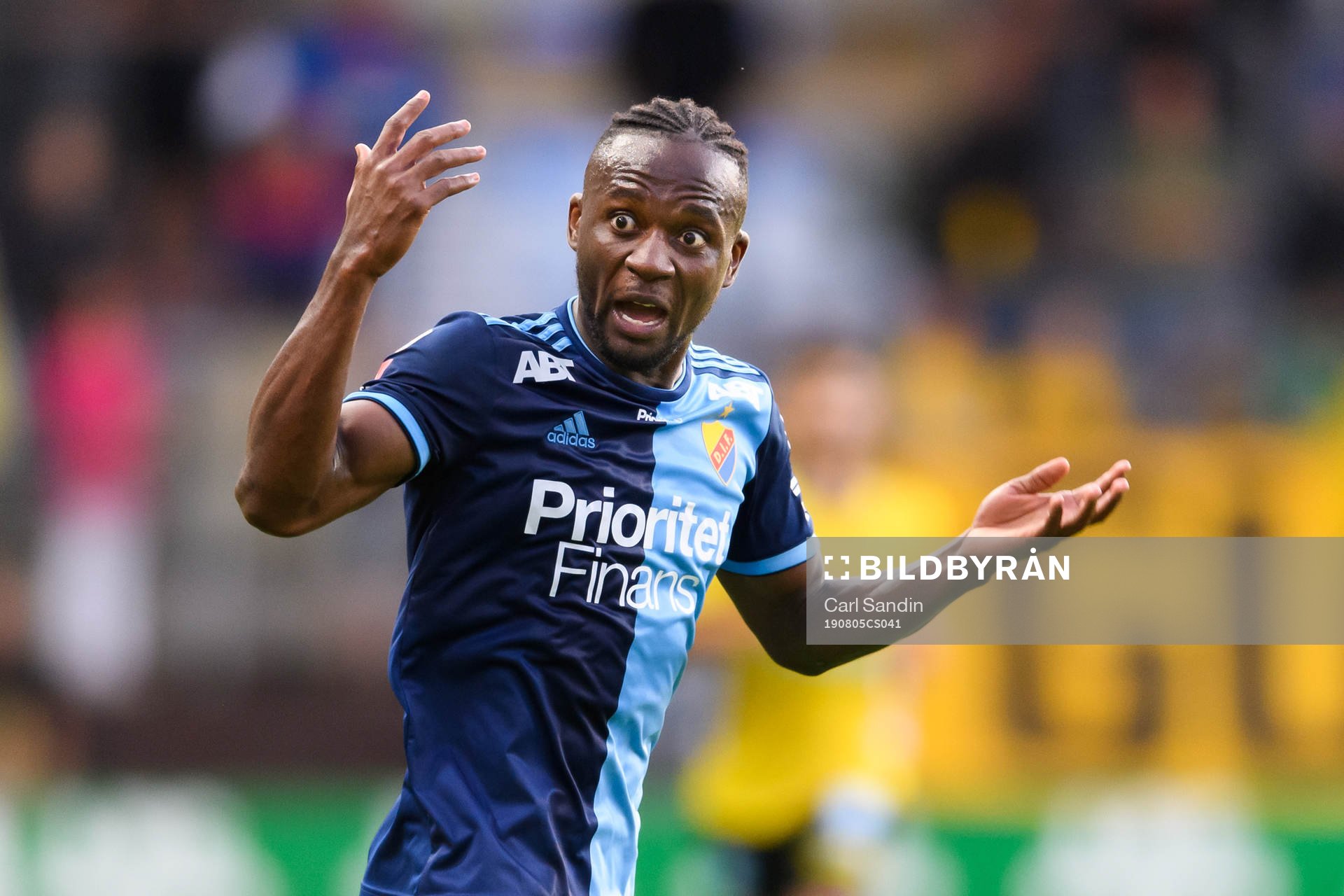 Djurgårdens Mohamed Buya Turay reagerar