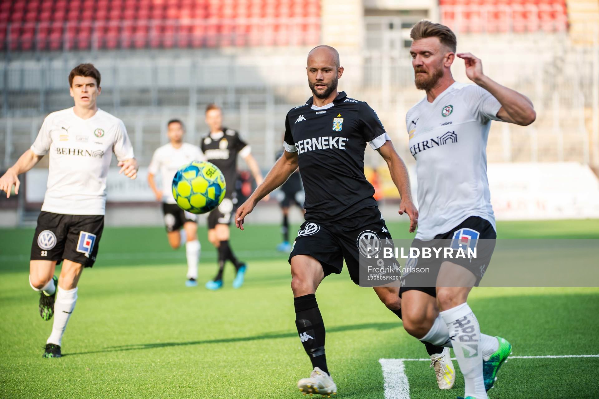 IFK Göteborgs Robin Söder och Örebros Yaser Kasım