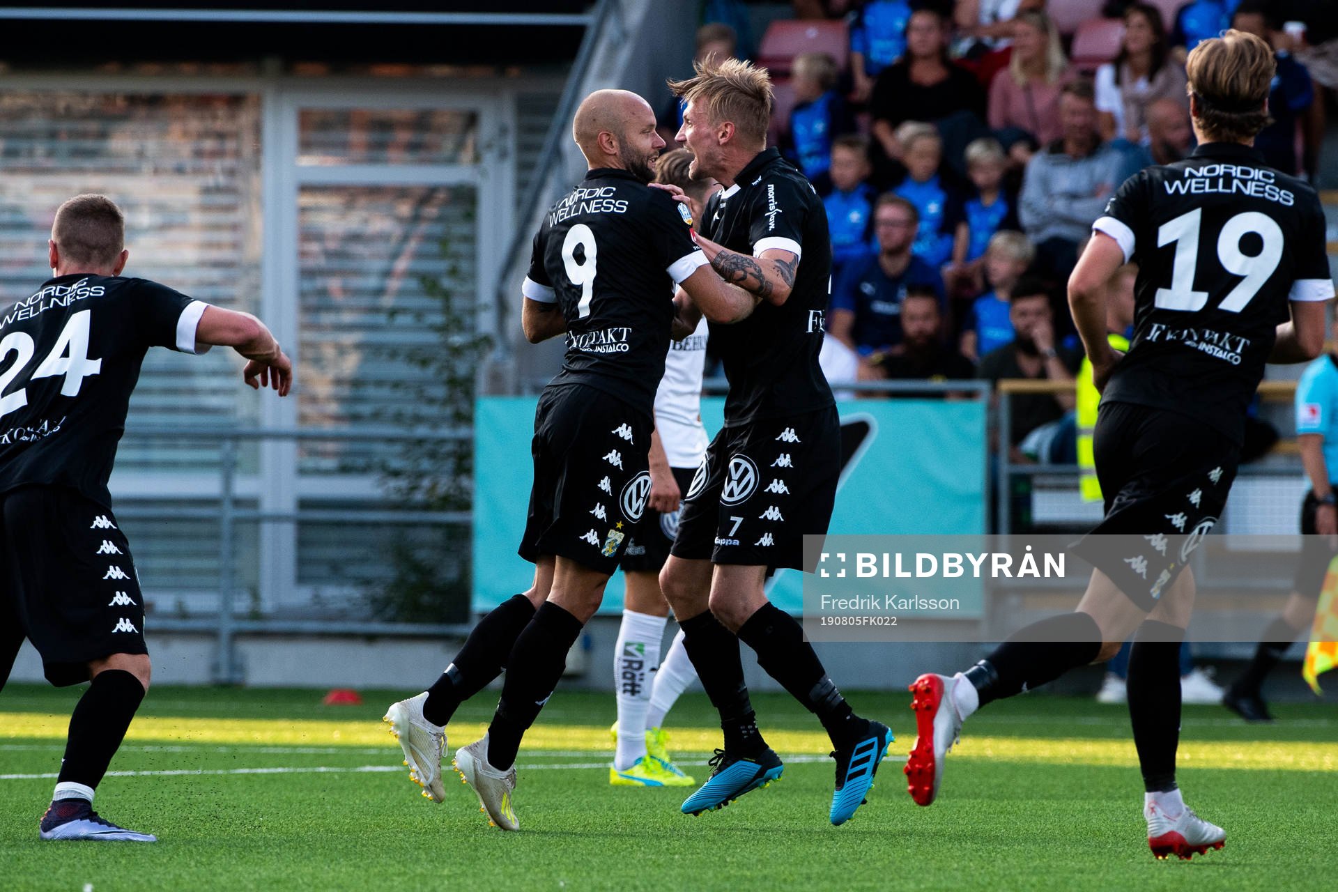 IFK Göteborgs Robin Söder och Sebastian Eriksson jublar