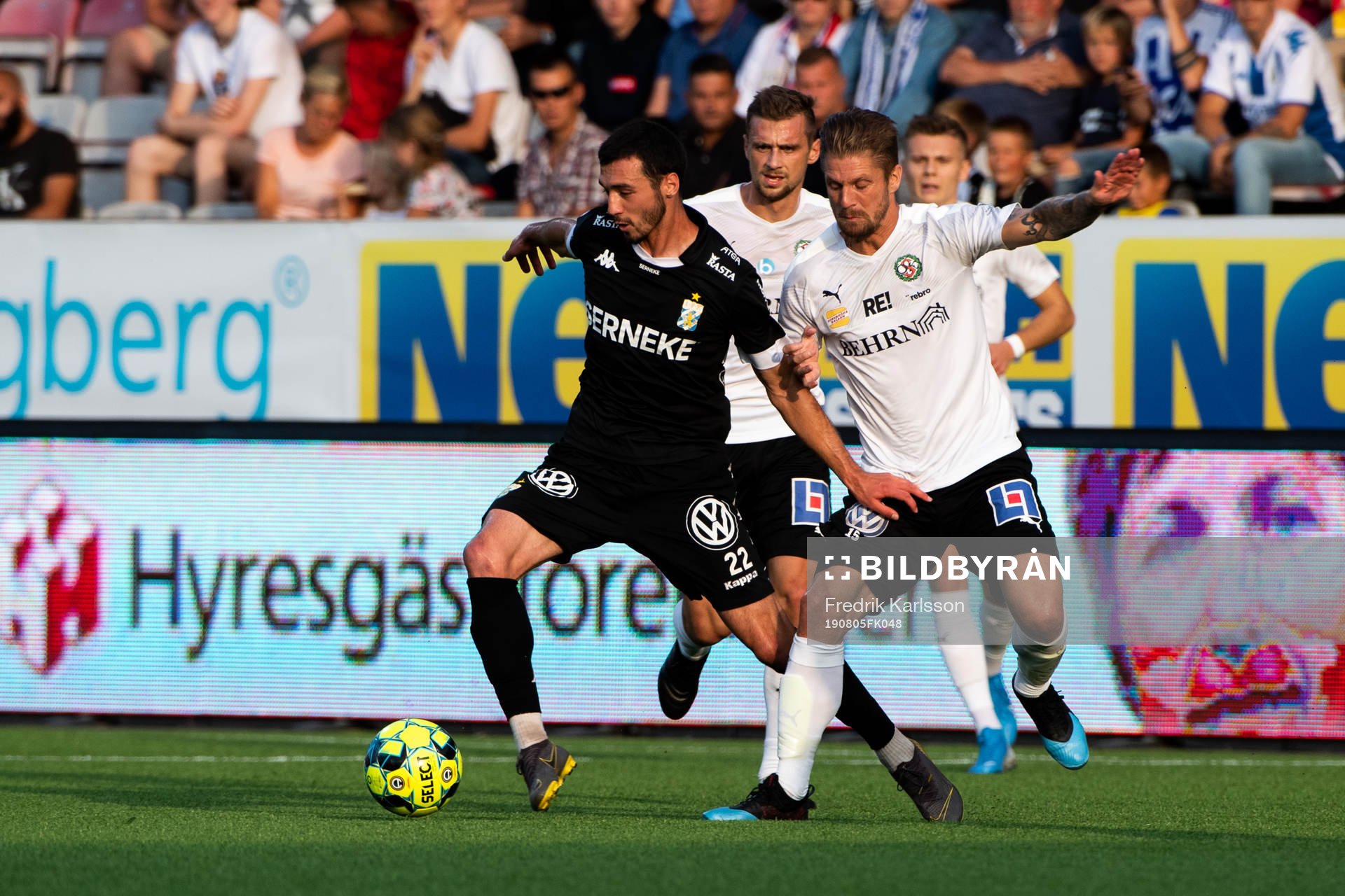 IFK Göteborgs Giorgi Kharaishvili och Örebros Martin