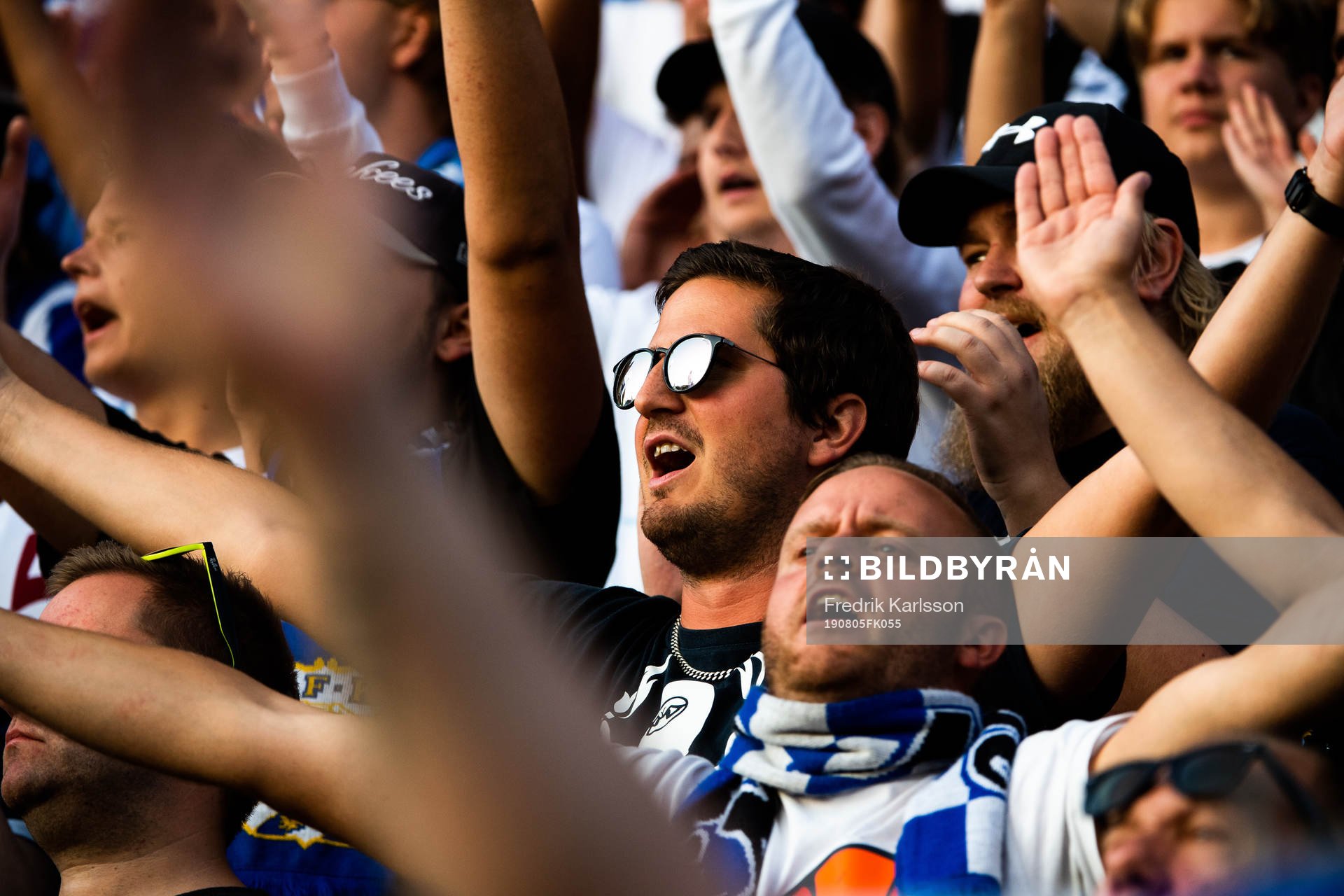 IFK Göteborgs supportrar jublar