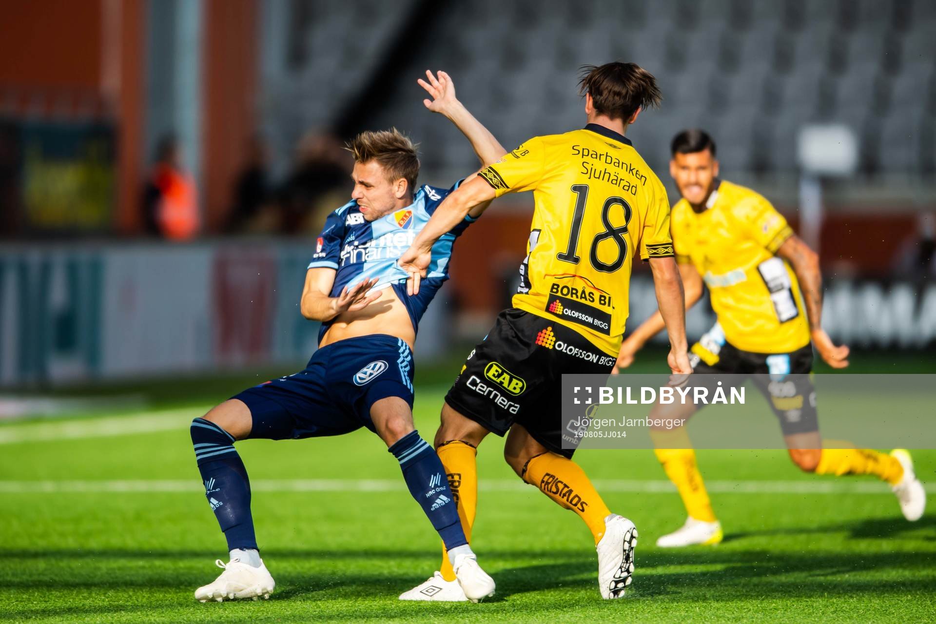 Djurgårdens Jonathan Ring och Elfsborgs Simon Olsson