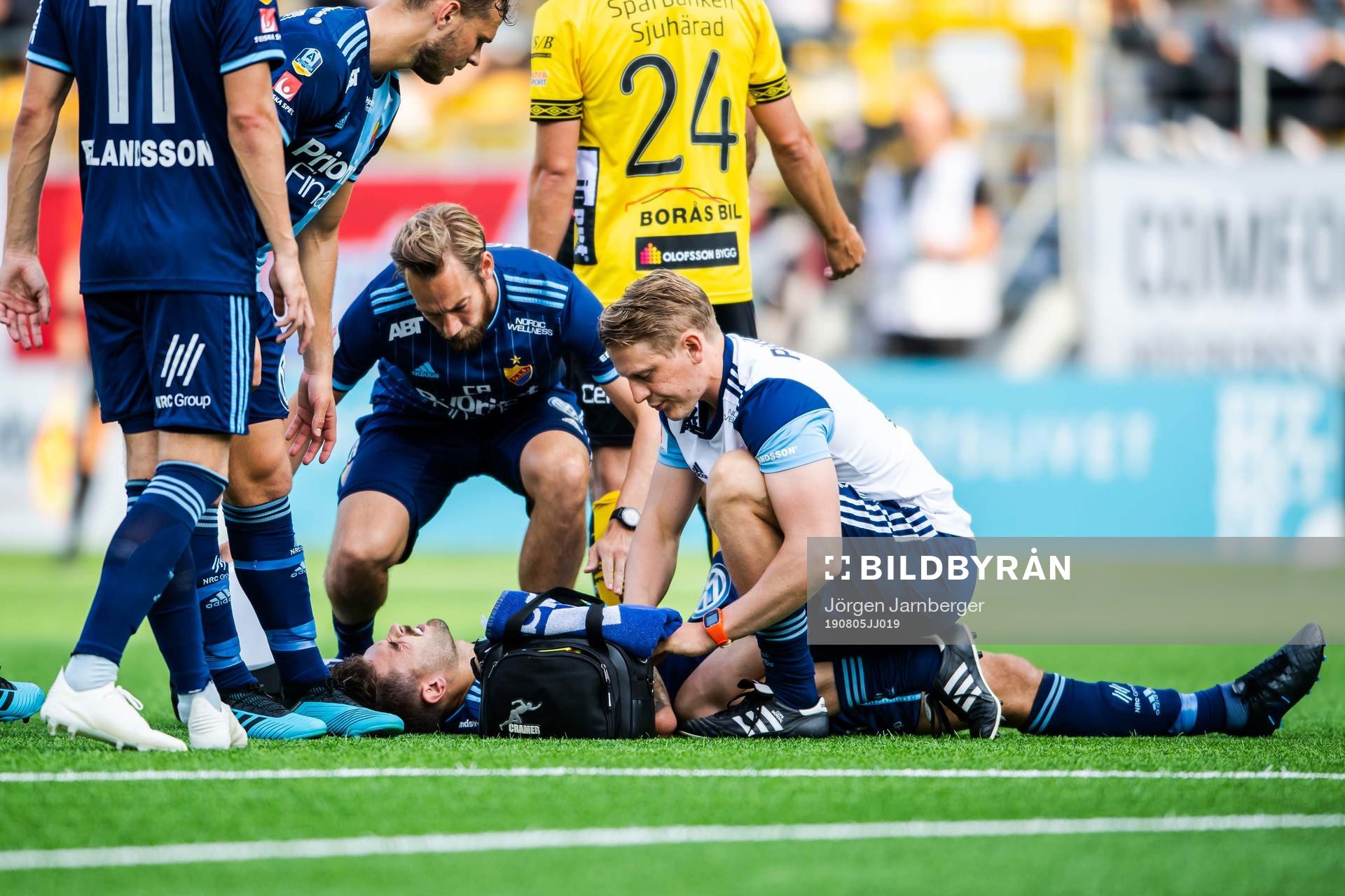 Djurgårdens Astrit Ajdarevic får vård