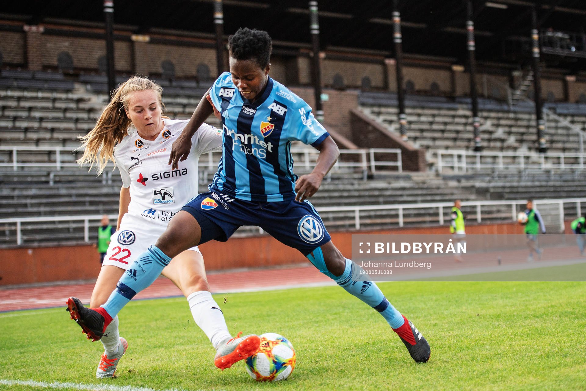 Rosengårds Fiona Brown och Djurgårdens Portia Boakye