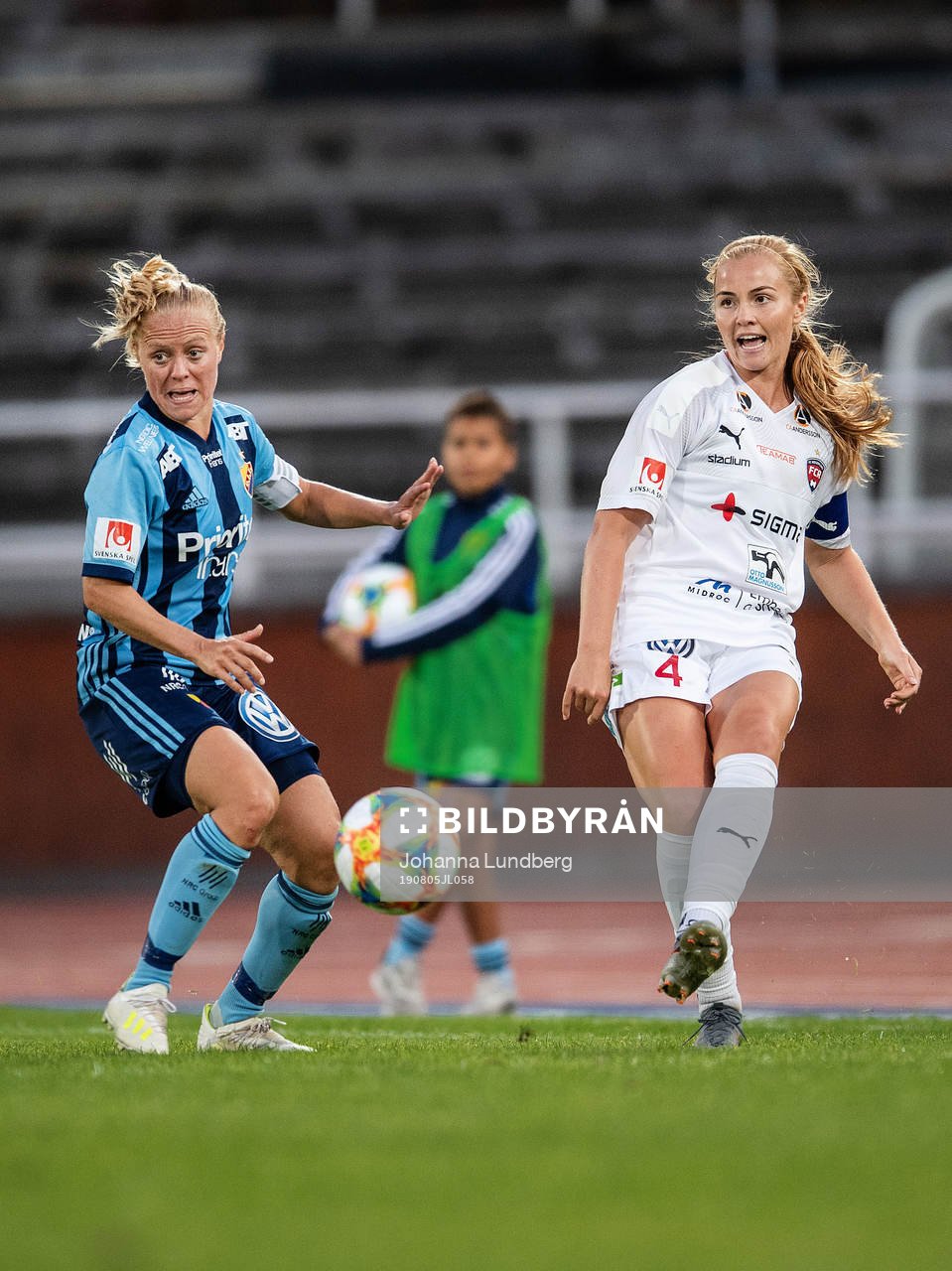 Djurgårdens Mia Jalkerud och Rosengårds Glodis Perla