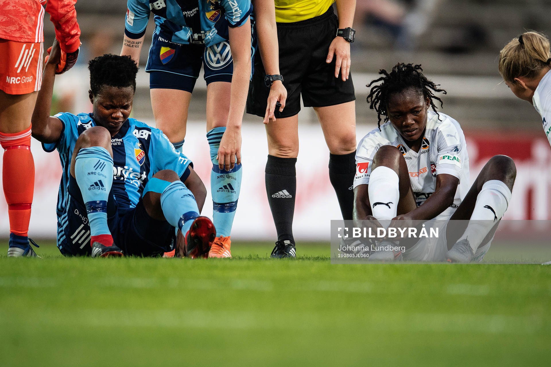 Djurgårdens Portia Boakye och Rosengårds Anam Imo