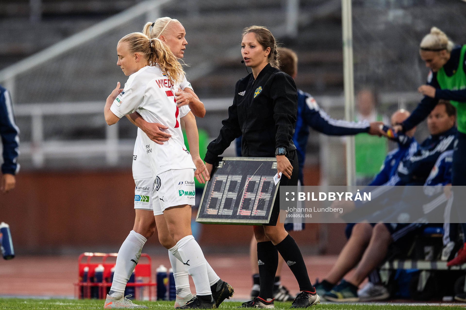 Rosengårds Ebba Wieder byter av Caroline Seger