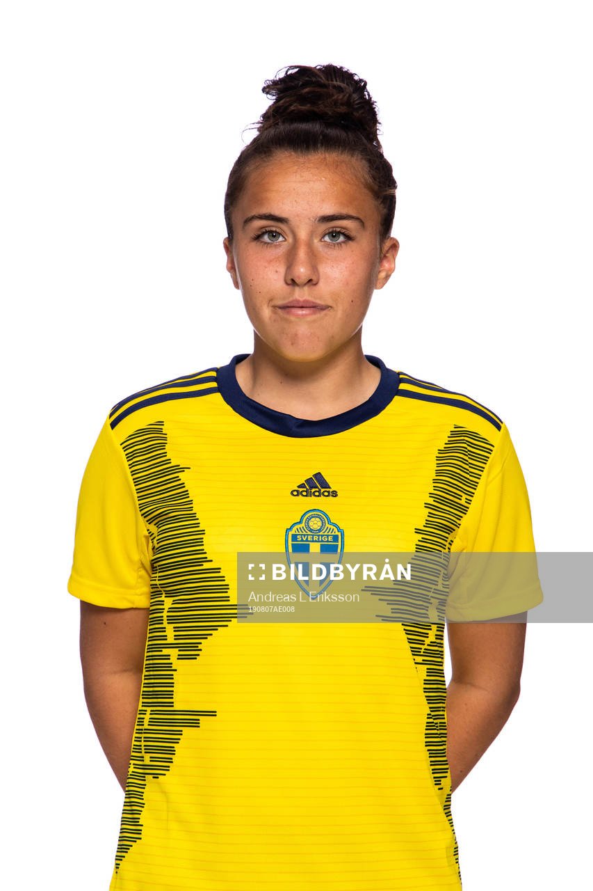 Inez Gertsen i F15/04-landslaget