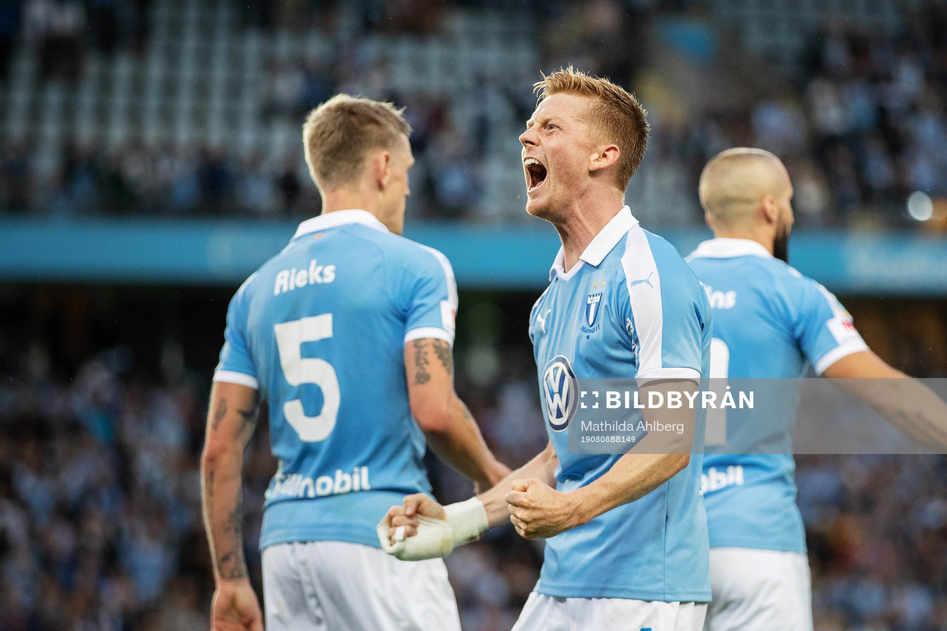 Anders Christiansen of Malmö FF celebrates