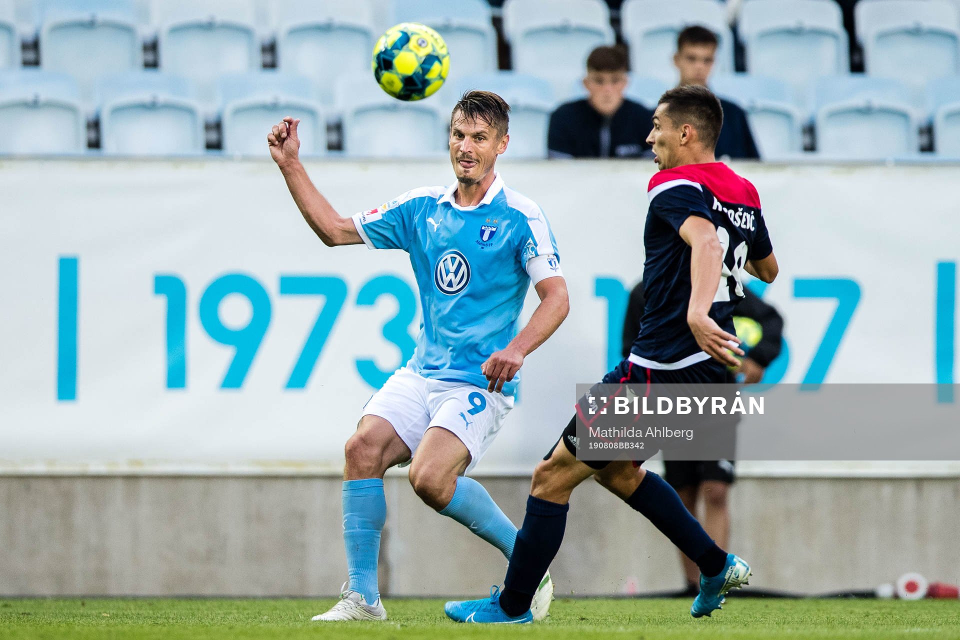 Markus Rosenberg of Malmö FF and Dario Rugasevic of