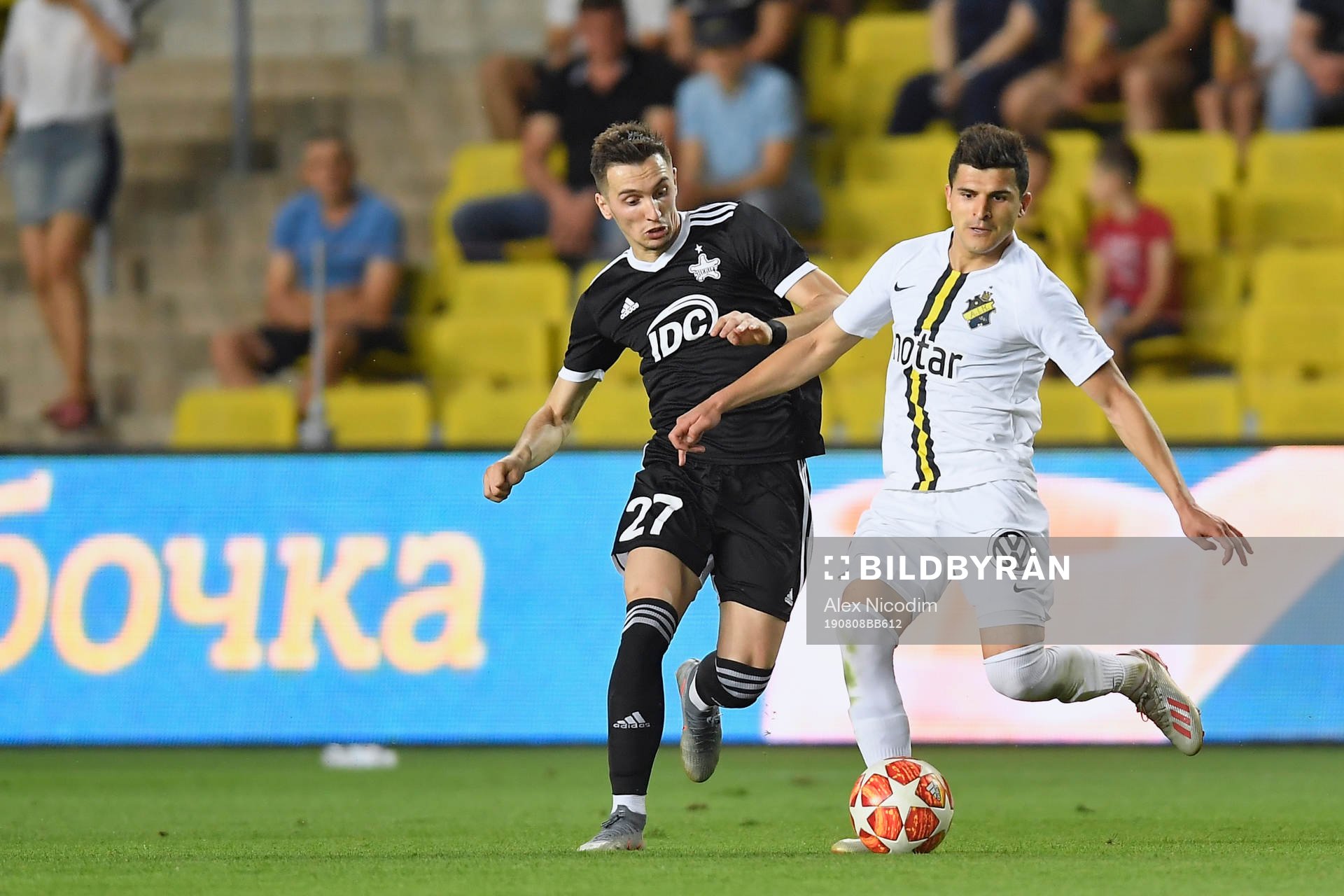 Tarik Elyounoussi of AIK in action against Latifi of Sheriff