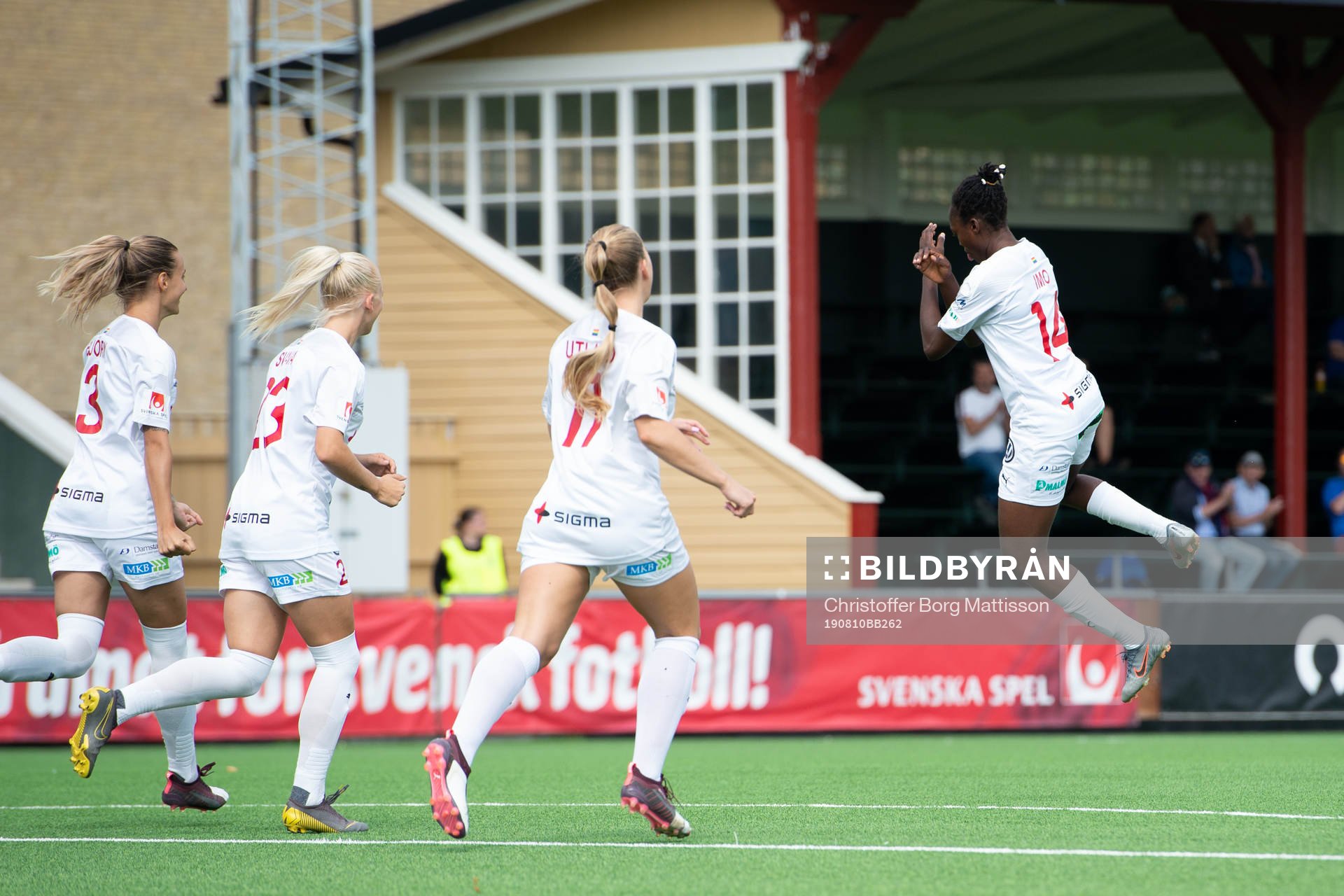 Rosengårds Anam Imo jublar