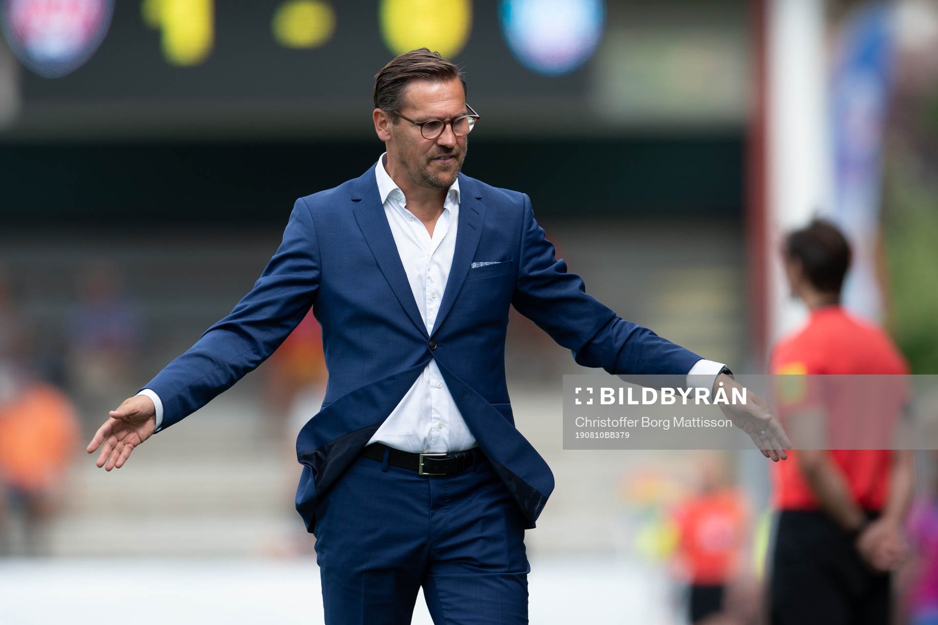 Eskilstunas tränare Magnus Karlsson reagerar