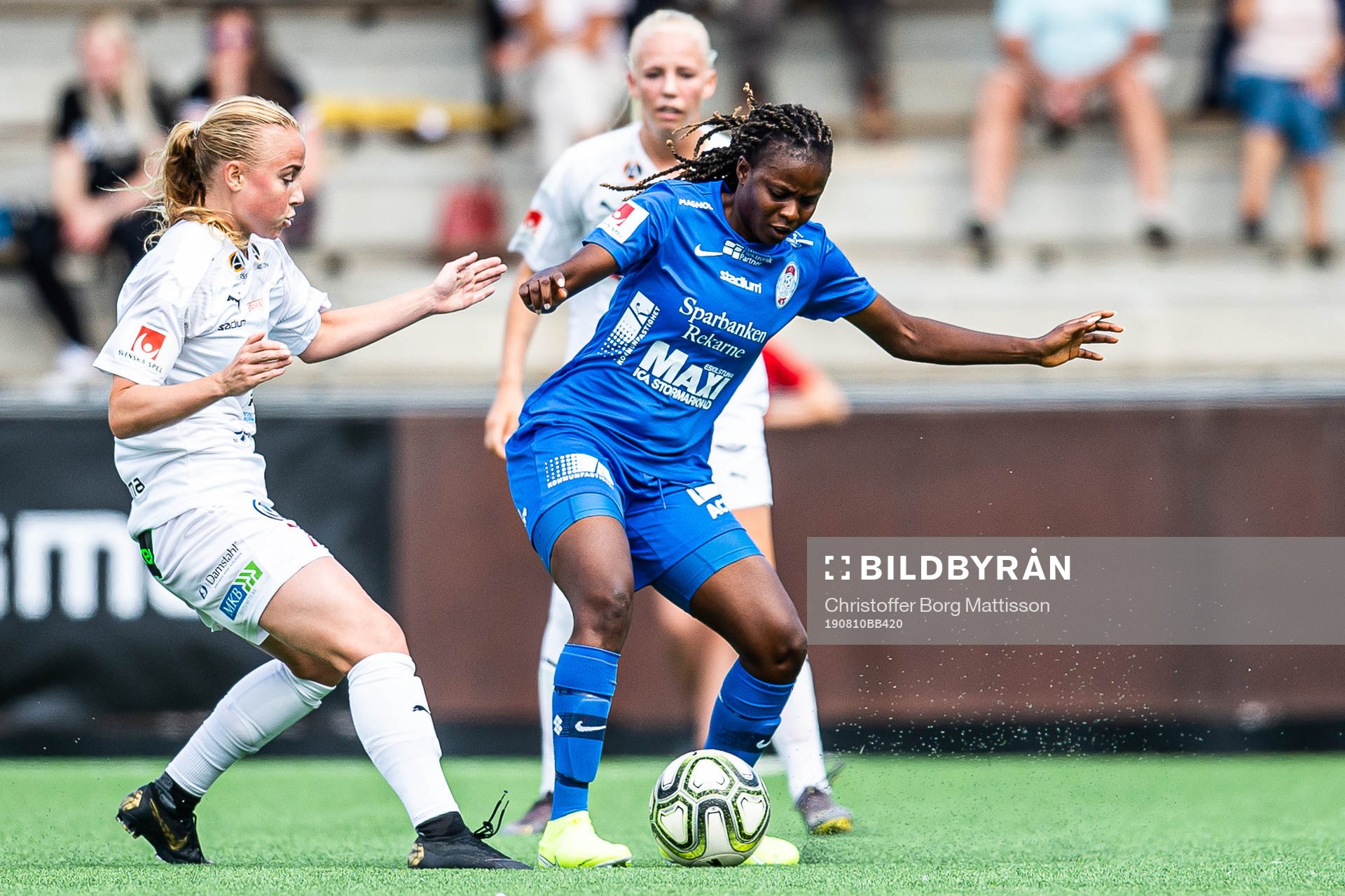 Rosengårds Ebba Wieder och Eskilstunas Ngozi Sonia Okobi
