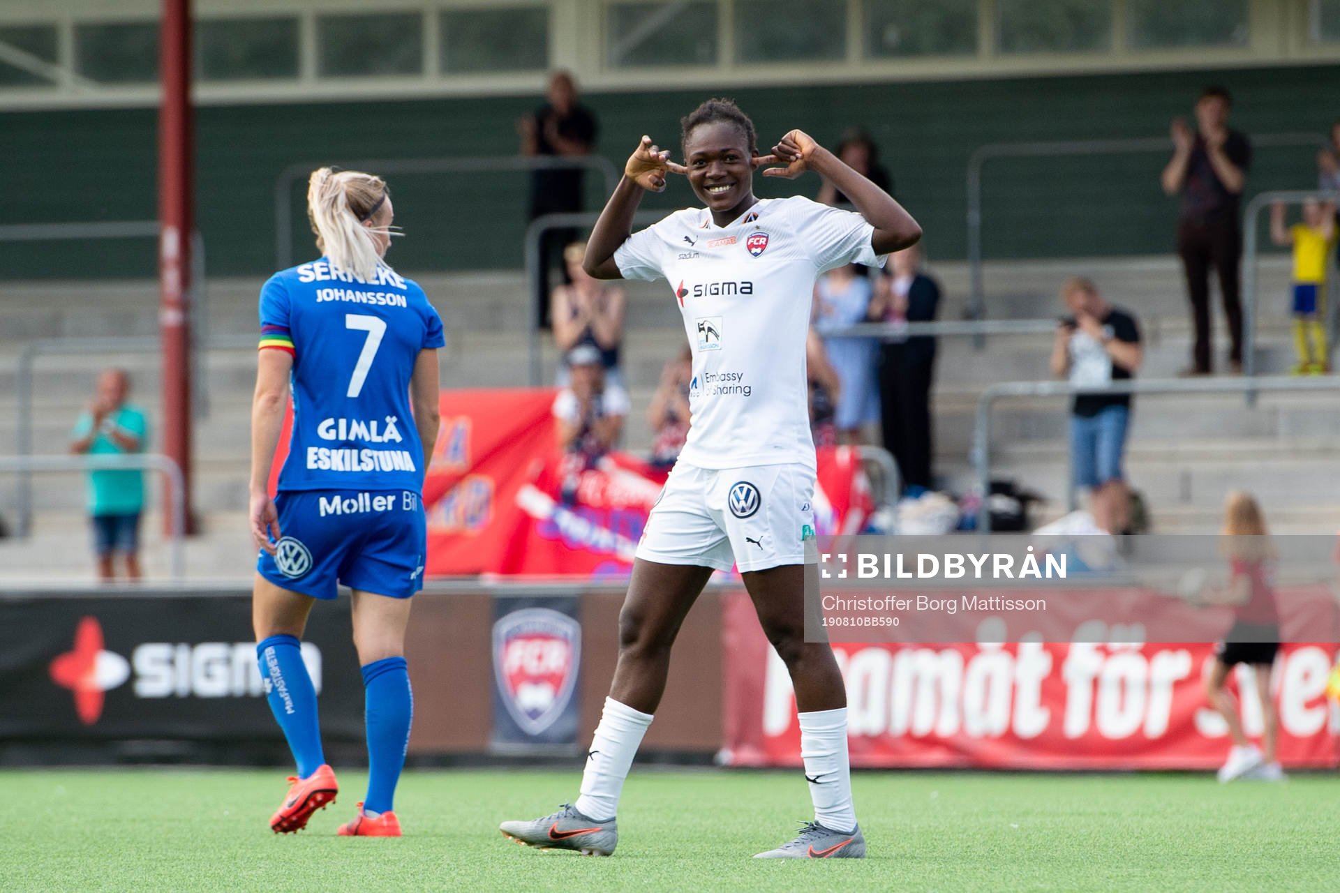 Rosengårds Anam Imo jublar efter 2-1 under fotbollsmatchen i Damallsvenskan mellan FC Rosengård och Eskilstuna United den 10 augusti 2019 i Malmö.