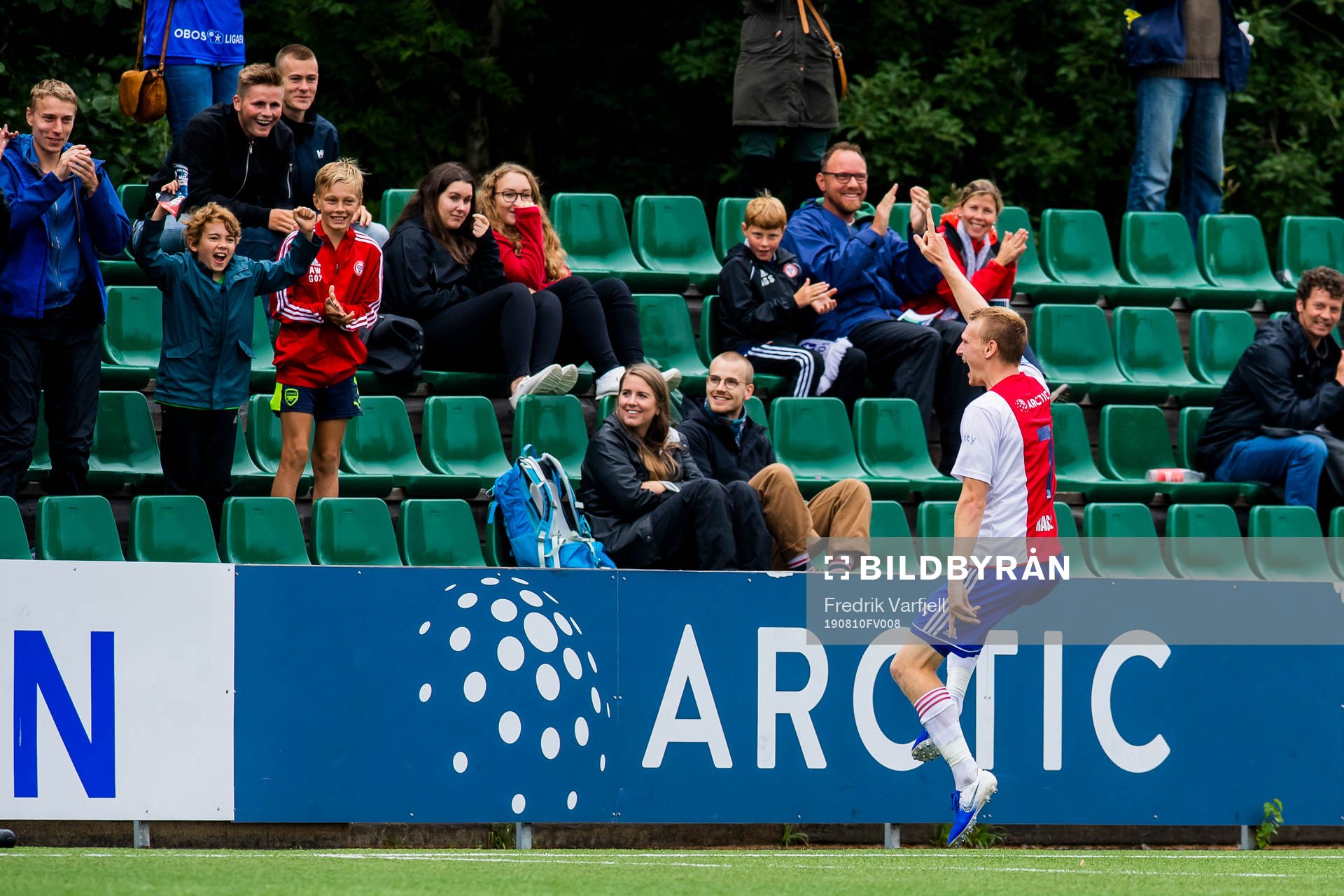Robin Rasch of KFUM celebrates