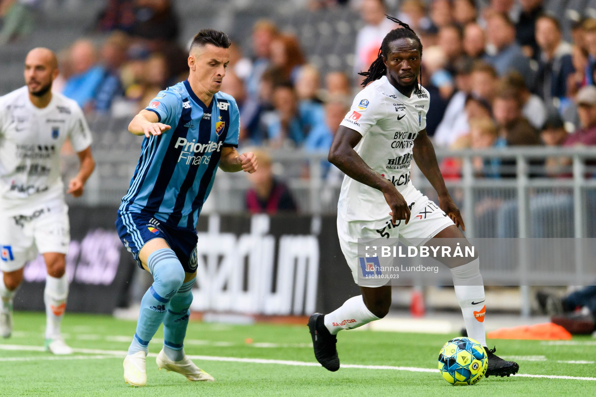 Djurgårdens Haris Radetinac och Sirius Kebba Ceesay