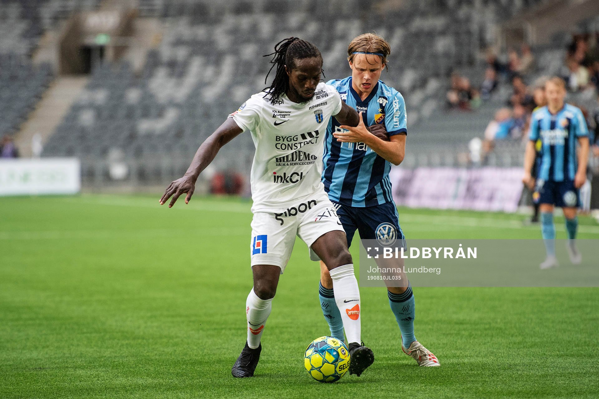 Sirius Kebba Ceesay och Djurgårdens Oscar Pettersson