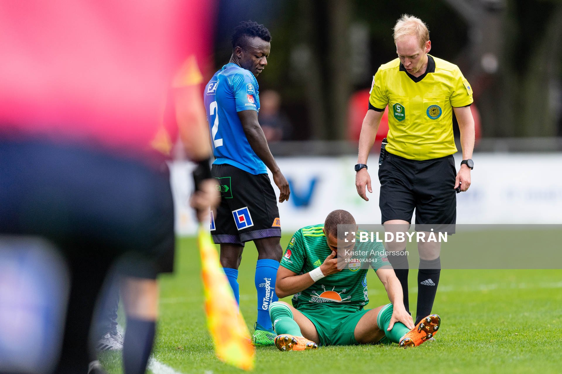 Halmstads Thomas Boakye och Dalkurds Malkolm Moënza