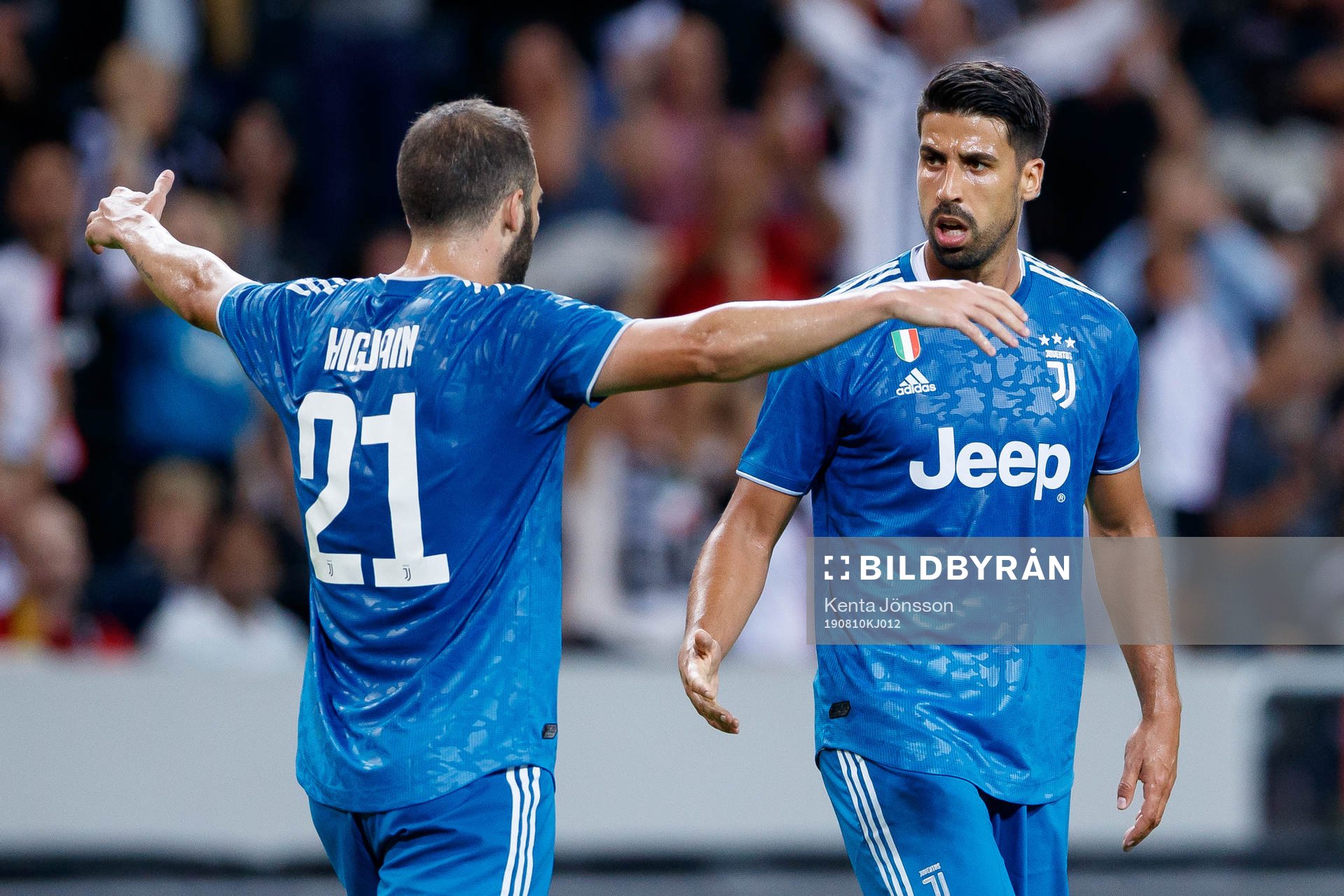 Sami Khedira of Juventus celebrates