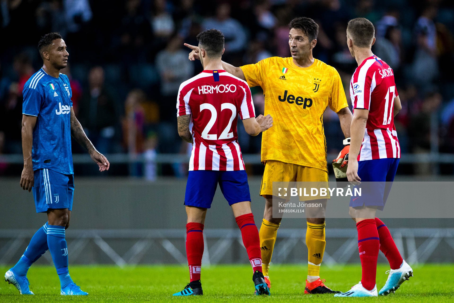 Goalkeeper Gianluigi Buffon of Juventus in discussion and