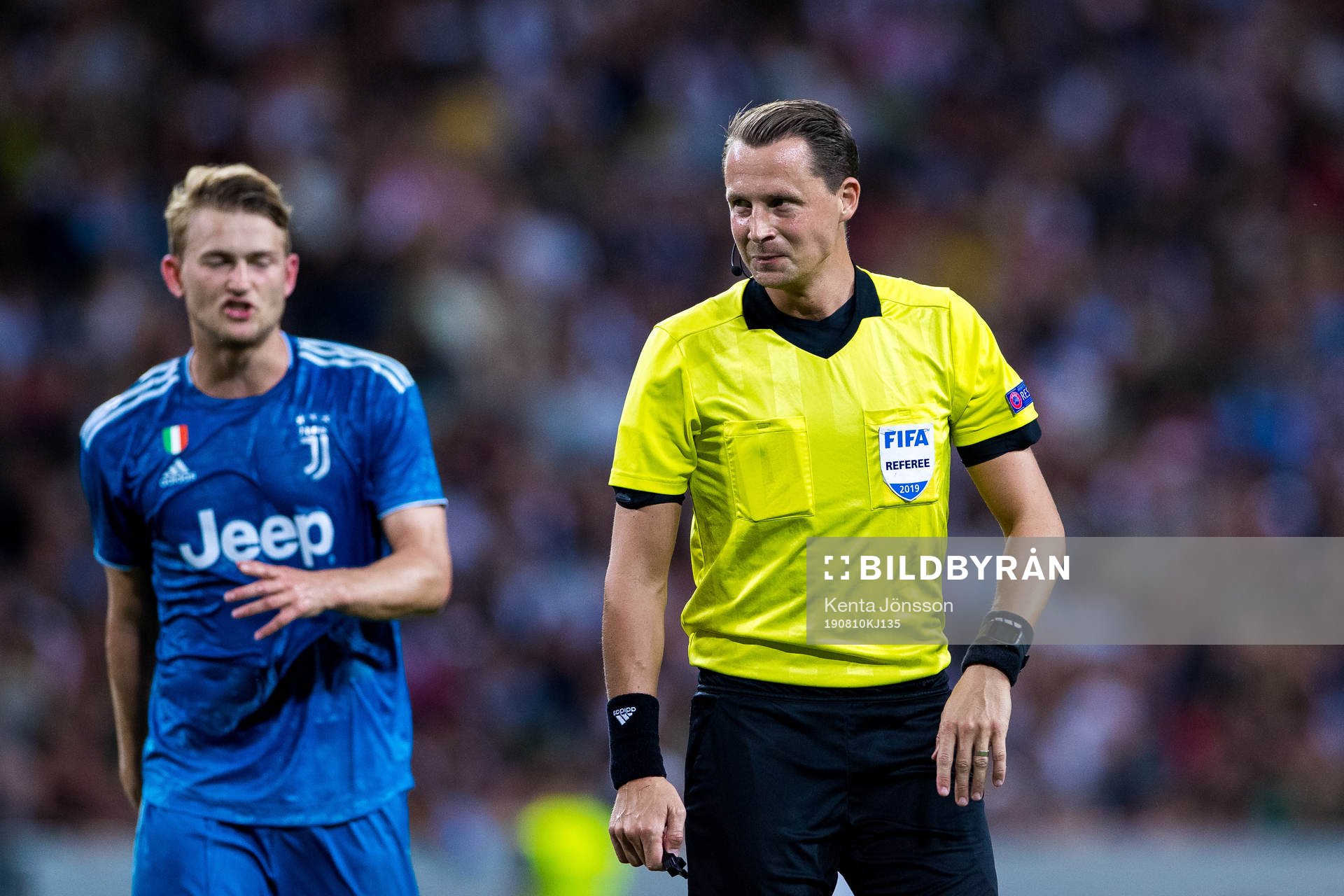 Referee Andreas Ekberg