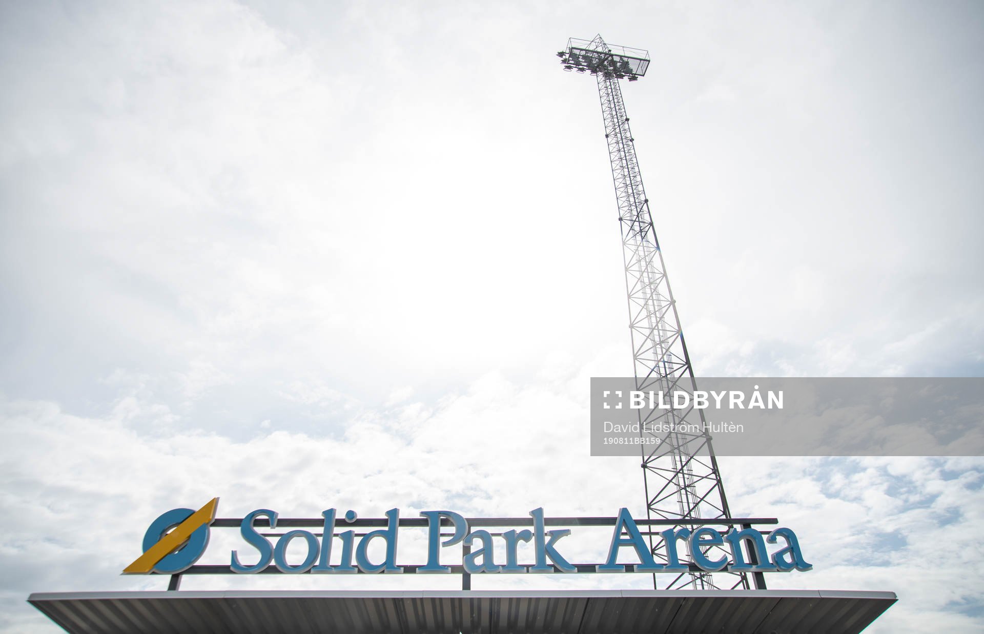 Skylten för Solid Park Arena