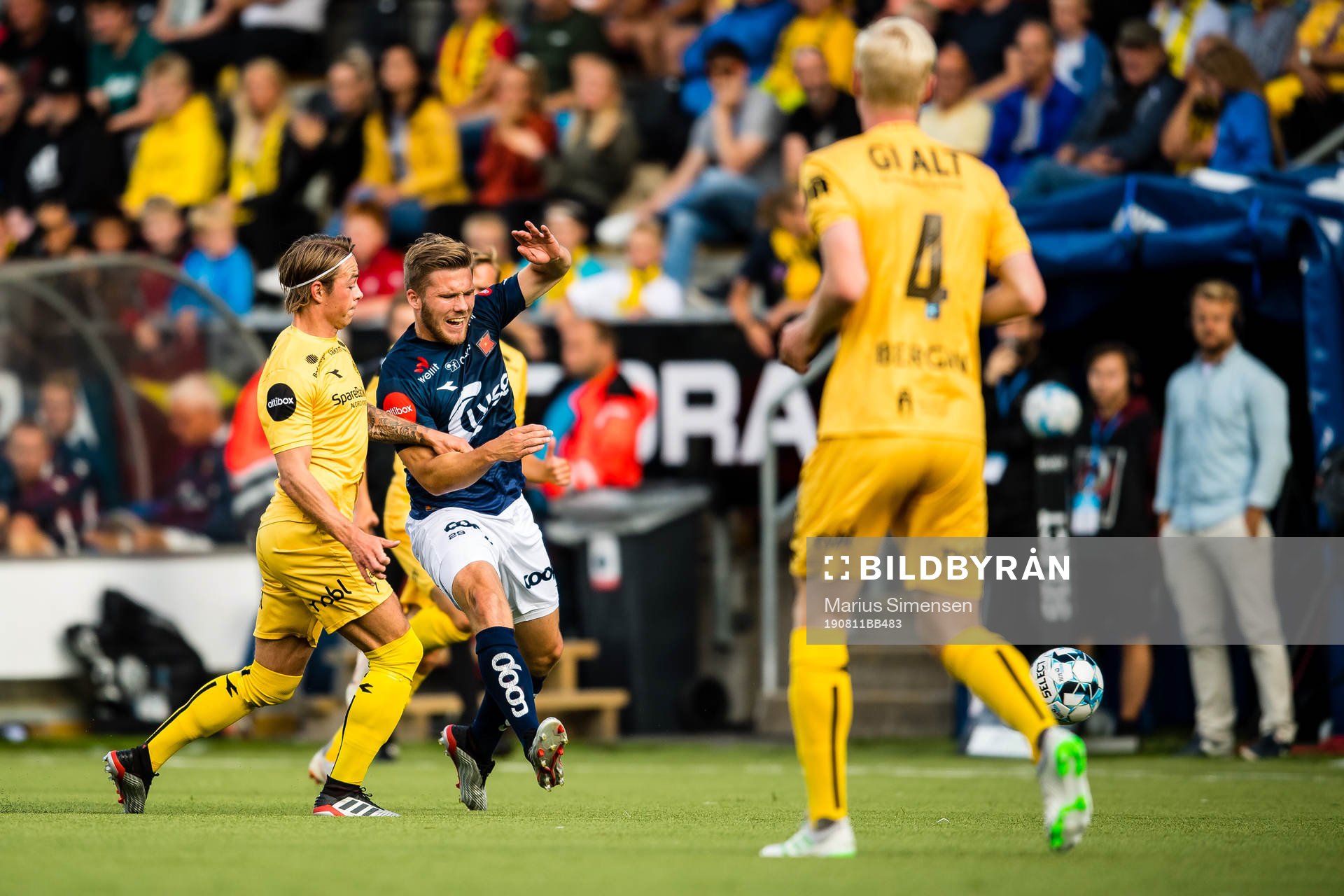 Fredrik André Bjørkan of Bodø/Glimt and Benjamin Kallman