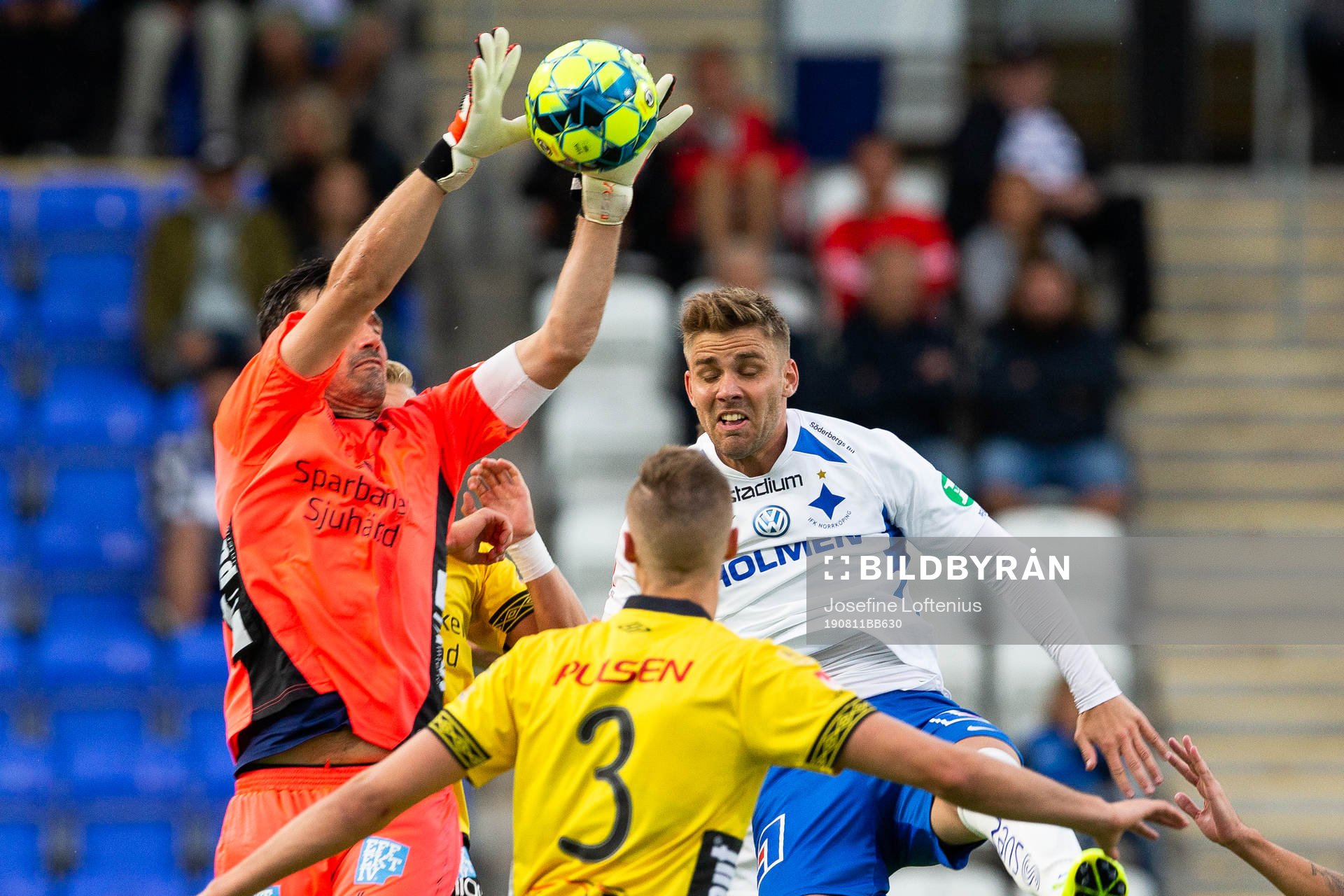 Elfsborgs målvakt Kevin Stuhr Ellegaard och IFK