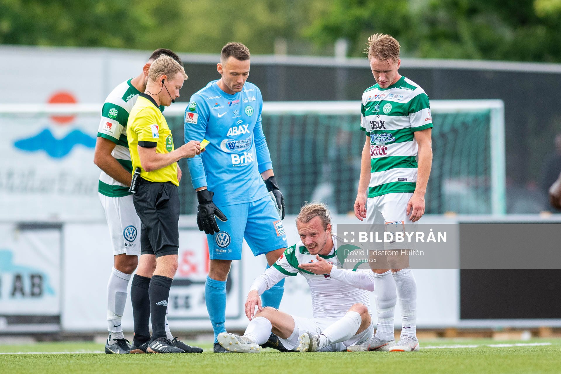 Västerås Jesper Florén sitter ner
