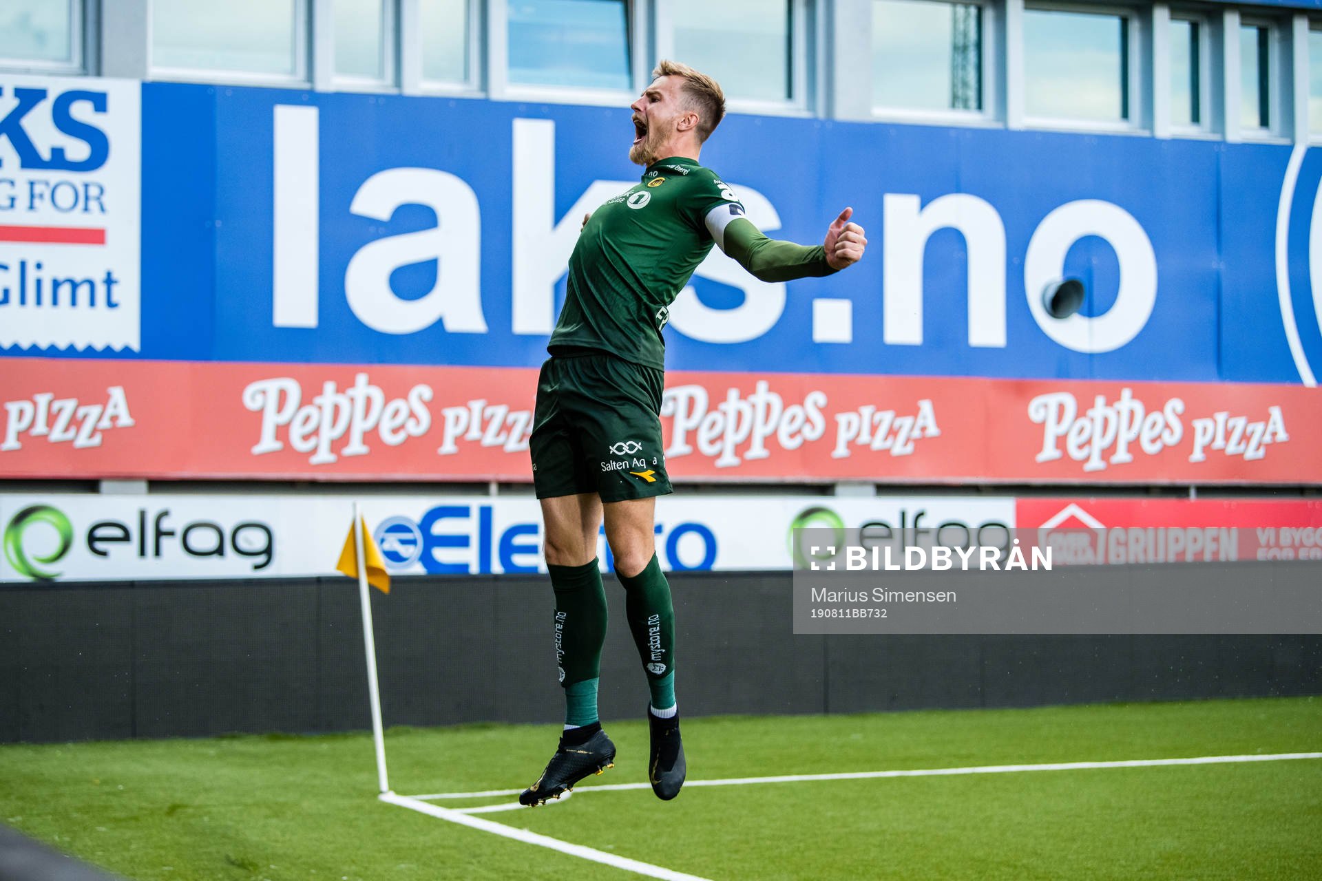 Ricardo Henrique Schuck Friedrich of Bodø/Glimt celebrates