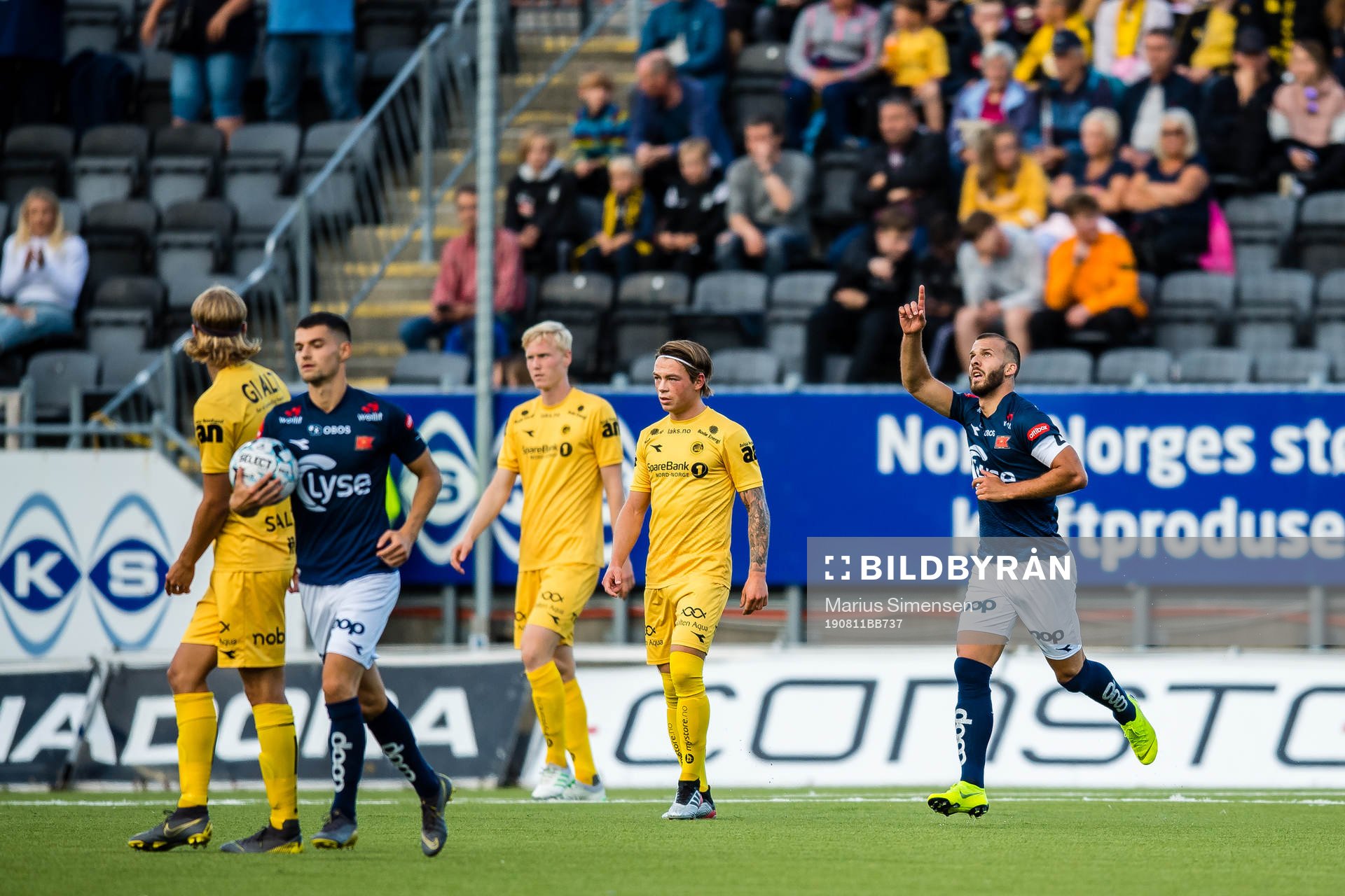 Zlatko Tripic of Viking celebrates