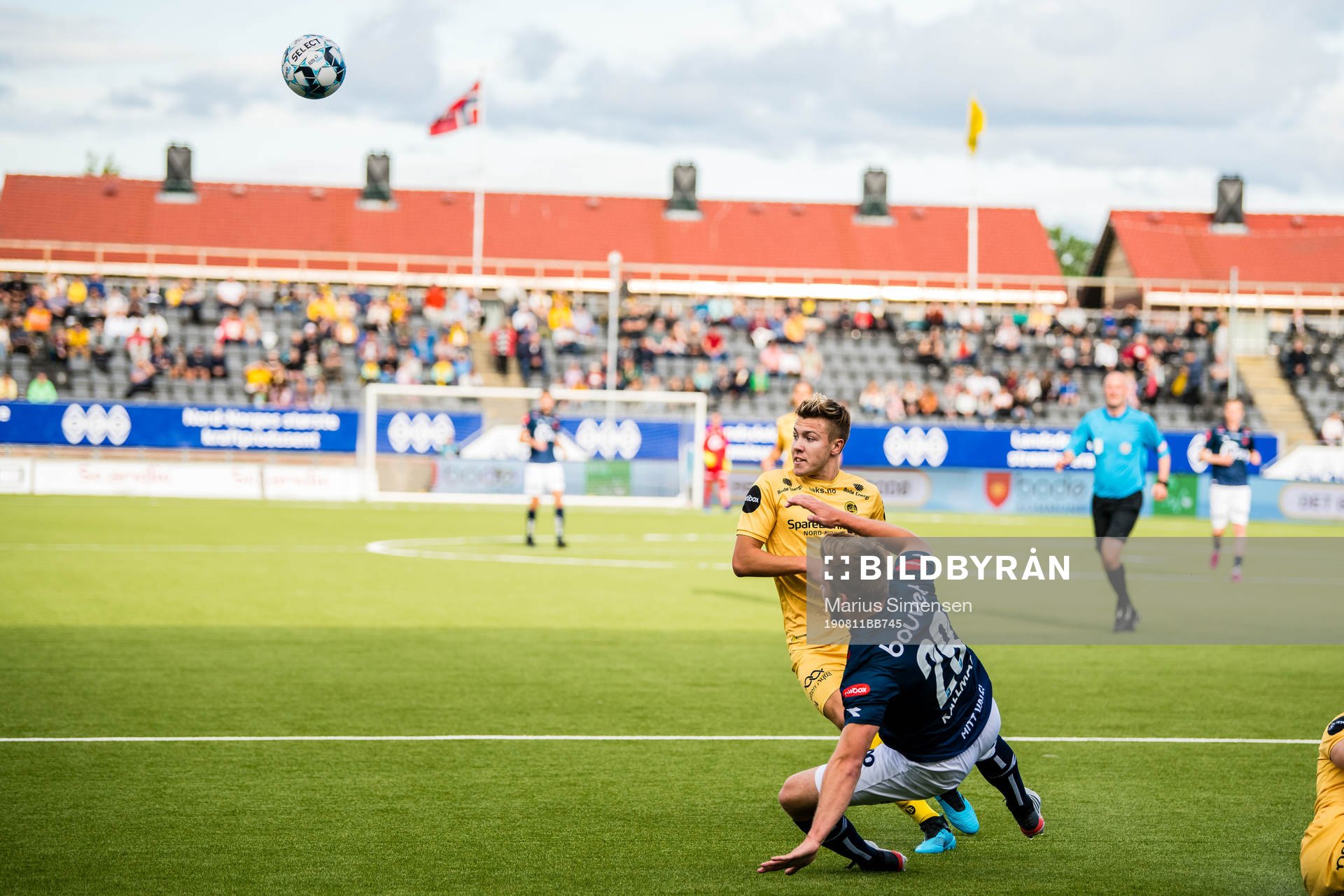 Fredrik André Bjørkan of Bodø/Glimt and Benjamin Kallman