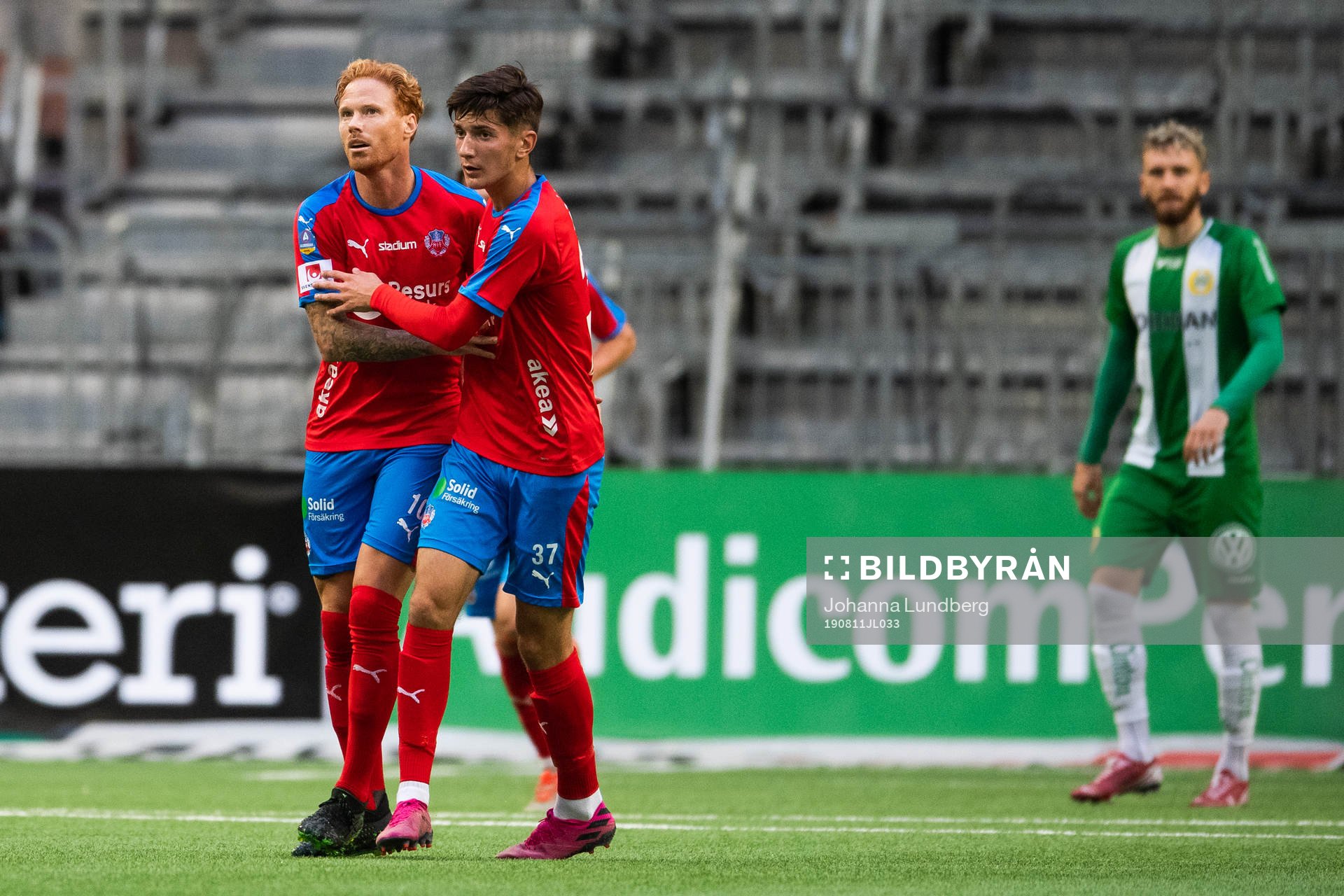 Helsingborgs Alexander Farnerud och Armin Gigovic jublar