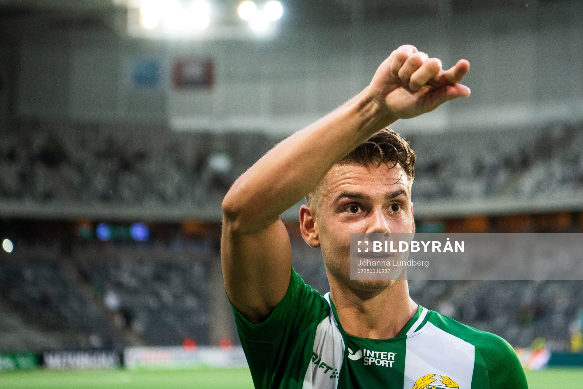 Hammarbys Alexander Kacaniklic jublar
