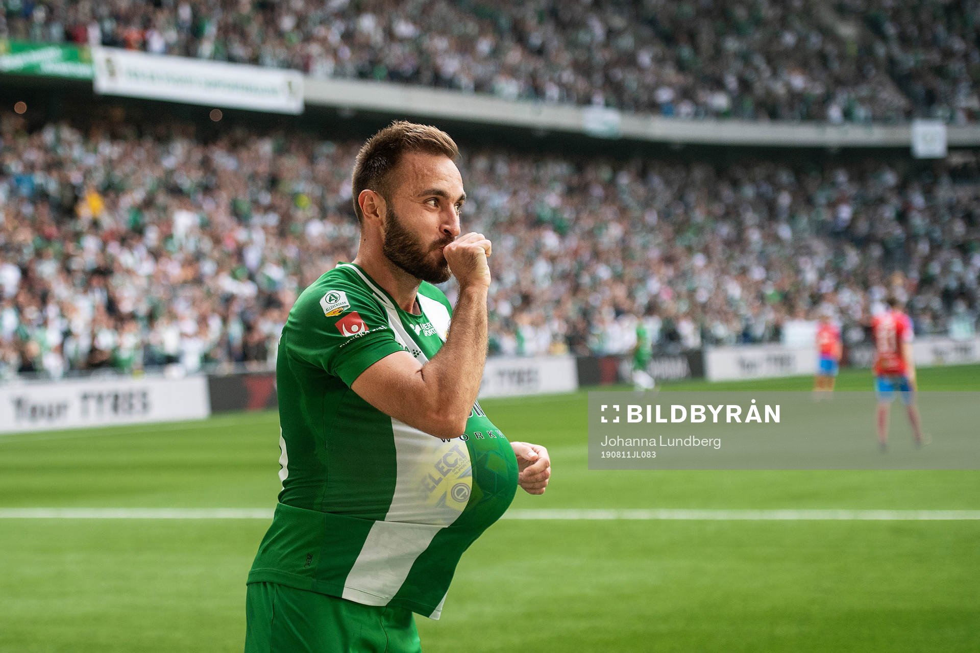 Hammarbys Muamer Tankovic jublar