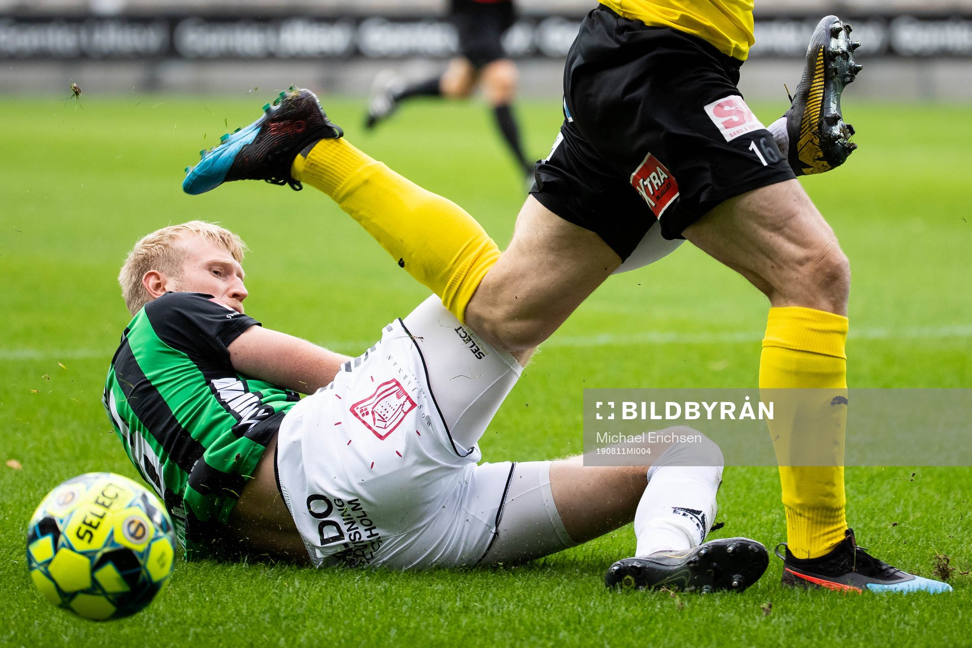 GAIS Carl Elfgren Nyström glidtacklar Mjällbys Jacob