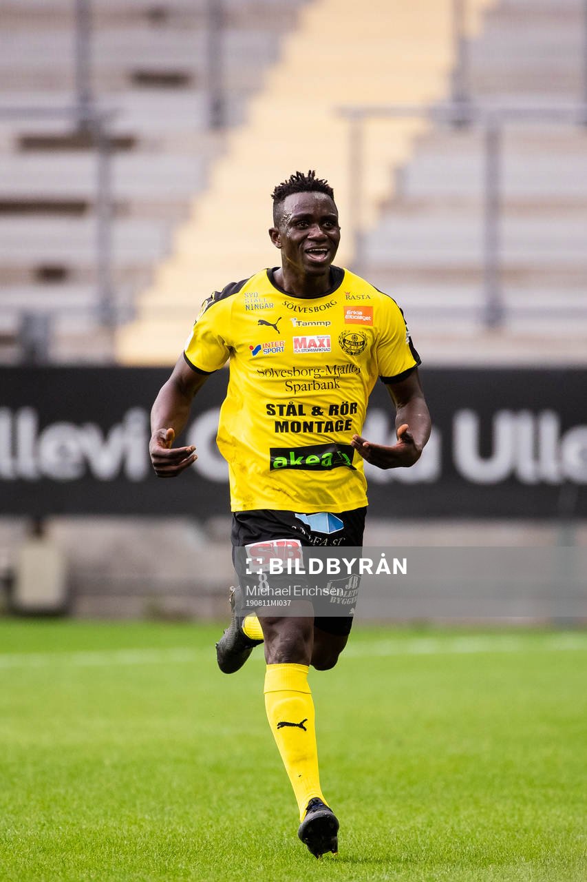 Mjällbys Bubacarr Jobe jublar